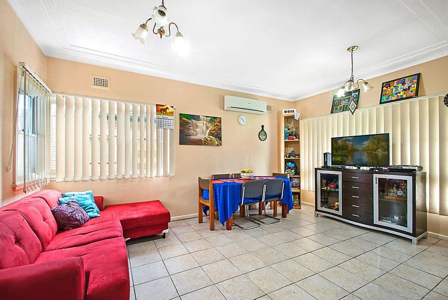 11 Tobys Boulevarde, Mount Pritchard NSW 2170, Mount Pritchard - Thumbnail 2