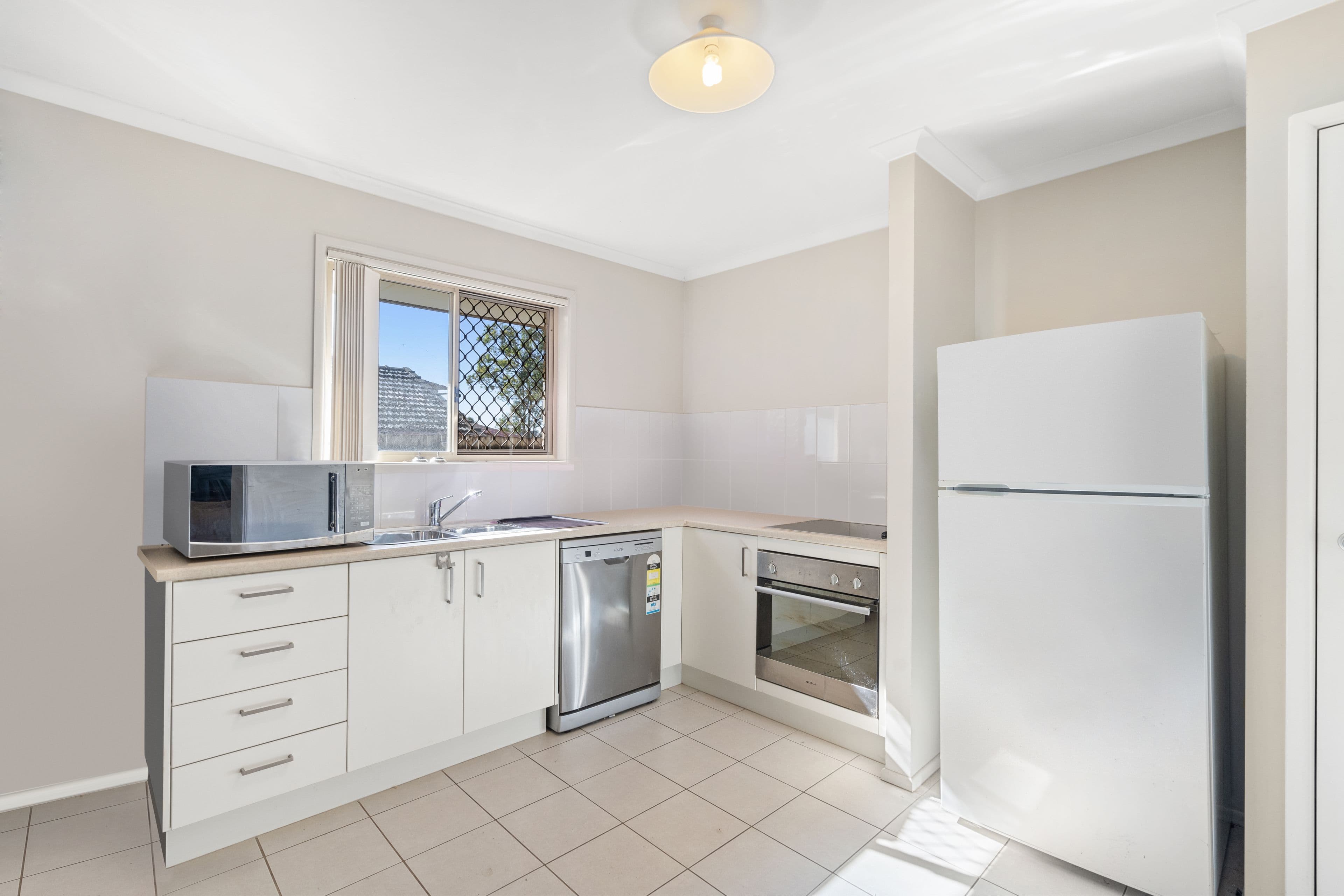 34 Ogg Road, Murrumba Downs QLD 4503, Murrumba Downs - Thumbnail 2