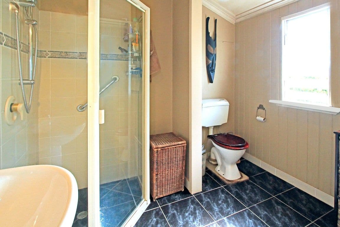 4 Macgregor Street, The Range QLD 4700, The Range - Thumbnail 8