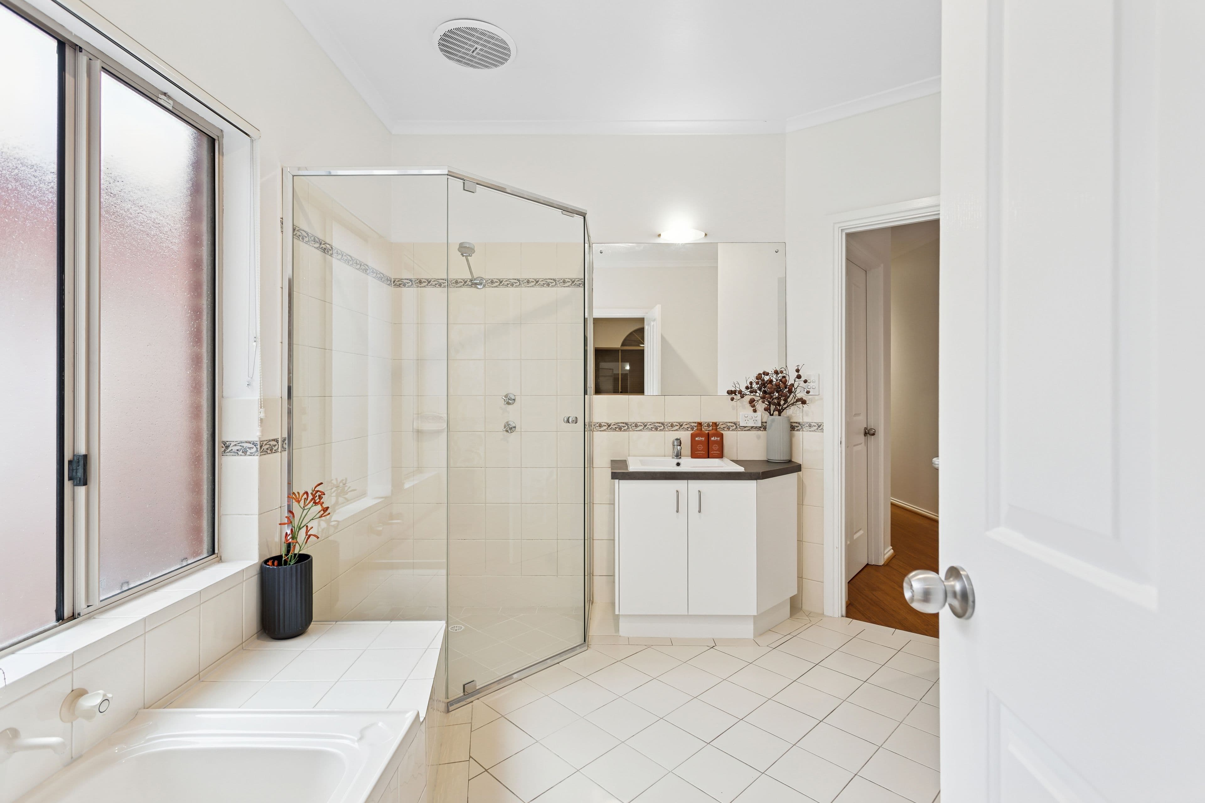 3B Falcon Avenue, Mile End SA 5031, Mile End - Thumbnail 5