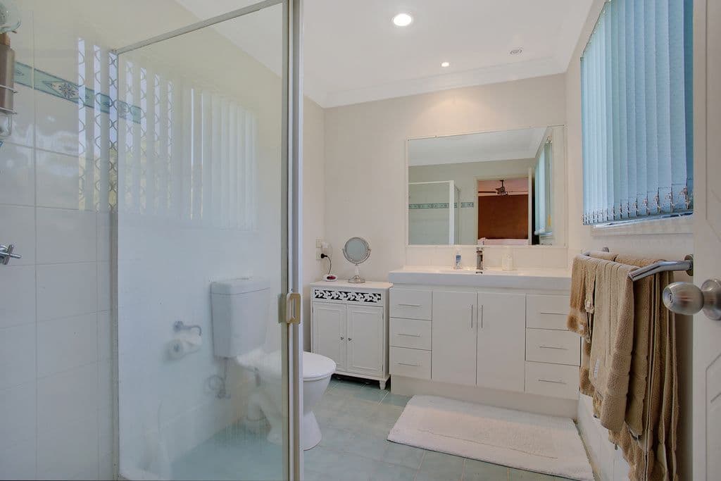 249 Christine Avenue, Varsity Lakes QLD 4227, Varsity Lakes - Thumbnail 8