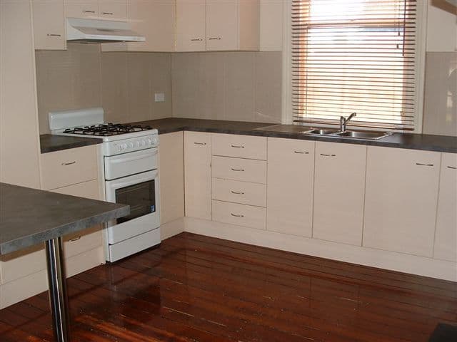 28 East Avenue, BEVERLEY SA 5009, Beverley - Thumbnail 2
