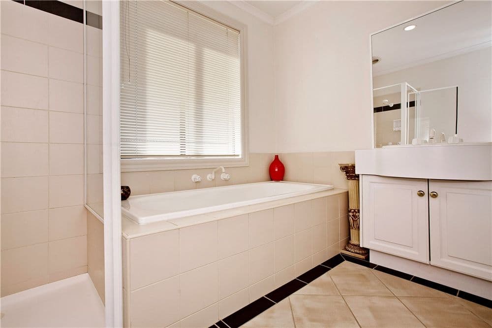 3 Meadowvale Drive, GROVEDALE VIC 3216, Grovedale - Thumbnail 6