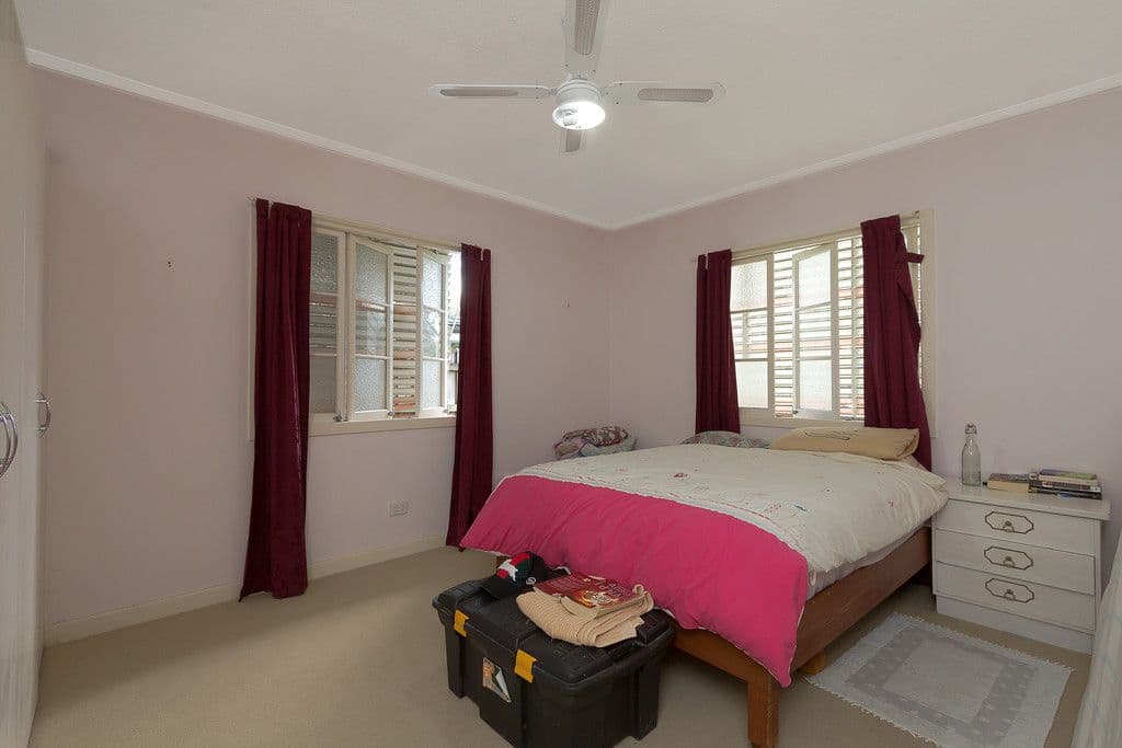5 Echlin Street, LABRADOR QLD 4215, Labrador - Thumbnail 4