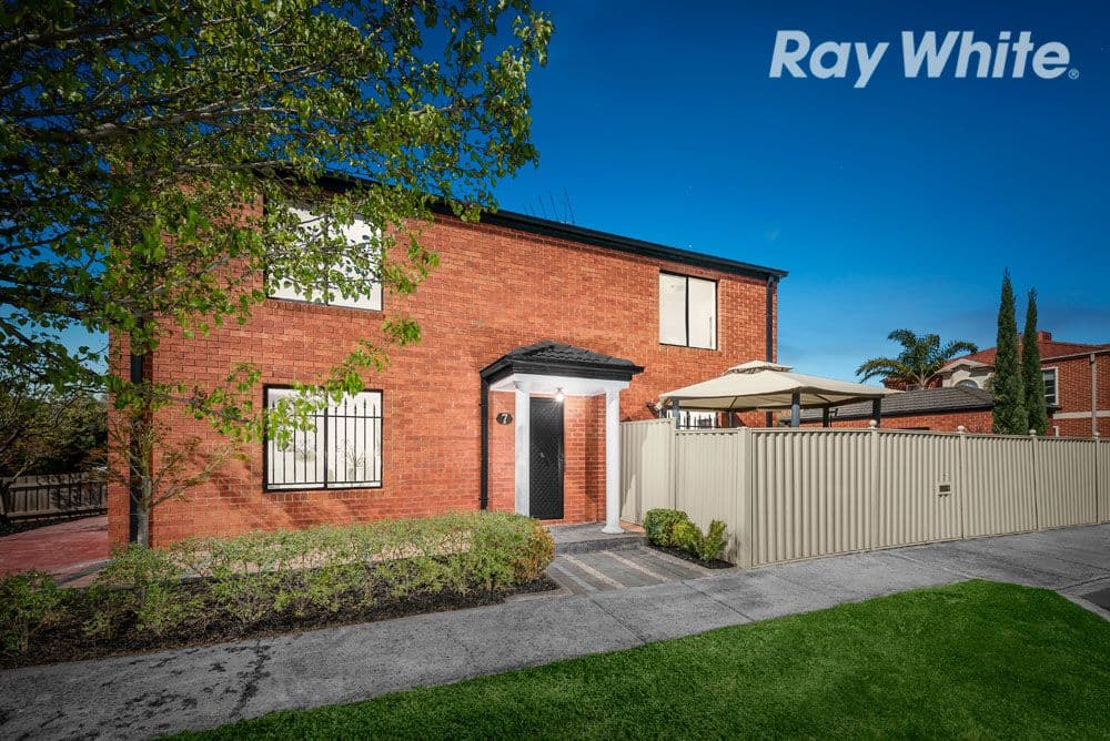 7 Parkhaven Avenue, Kingsbury VIC 3083, Kingsbury - Image 1
