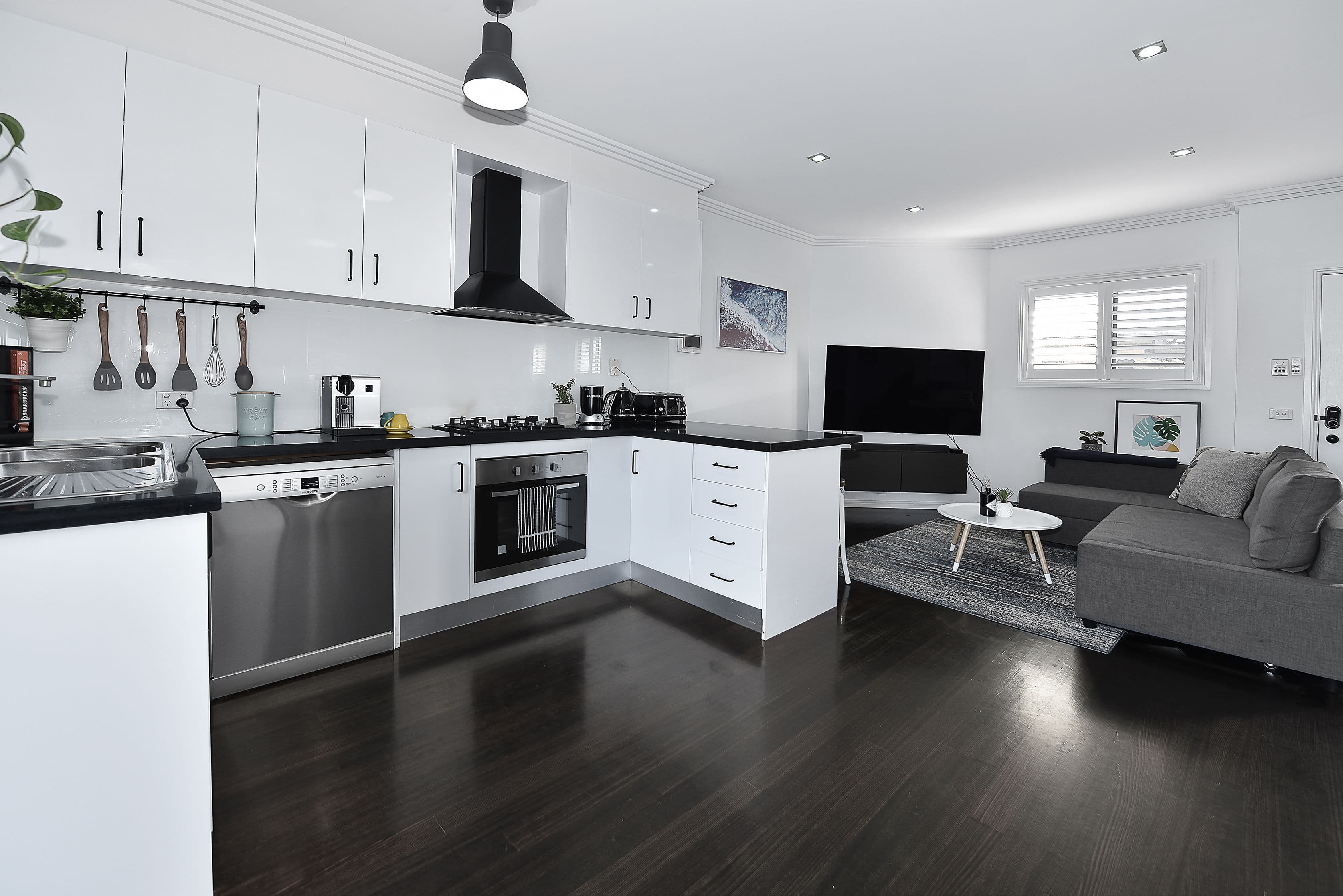 130 Daley Street, Glenroy VIC 3046, Glenroy - Thumbnail 3