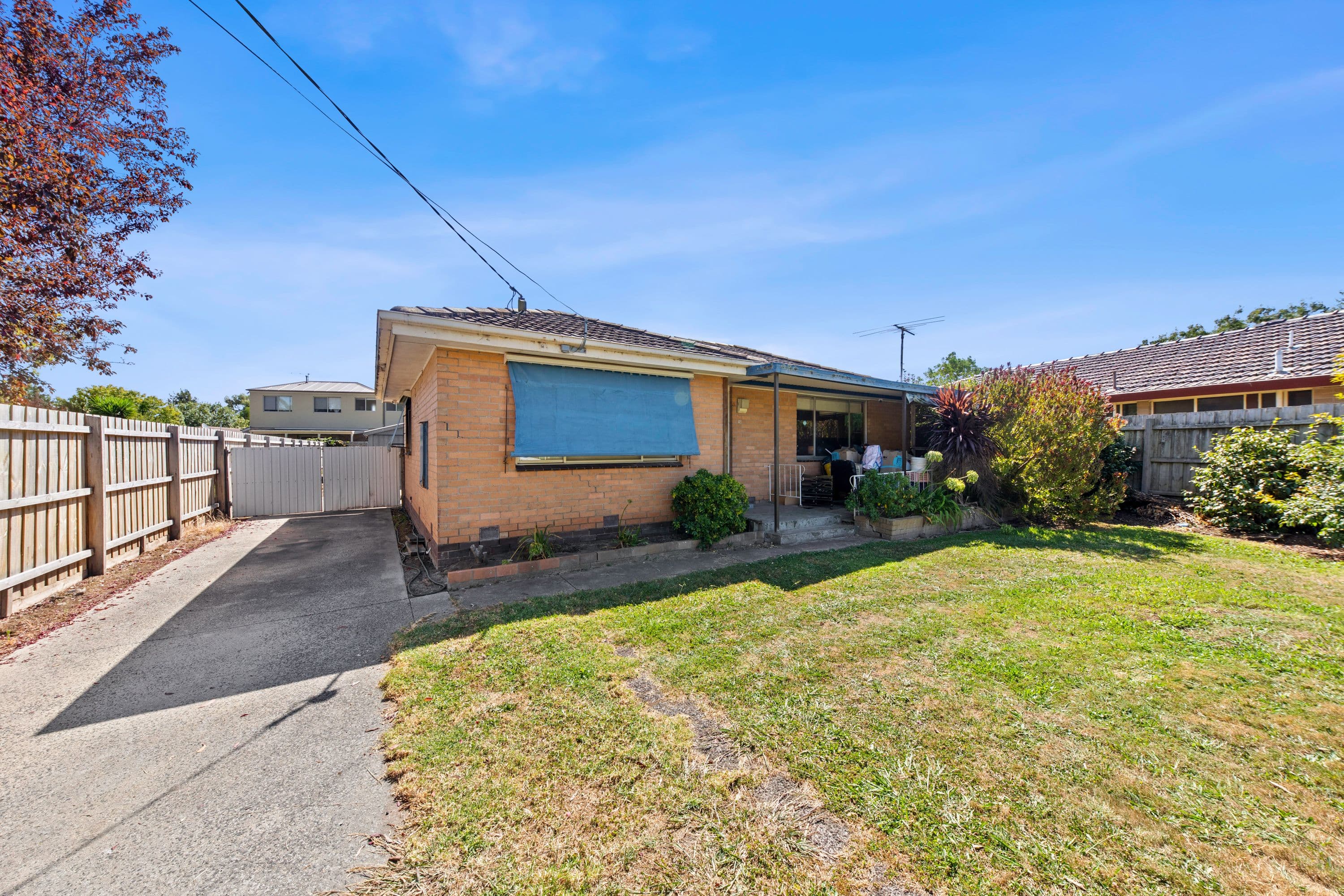 13 Charles Street, Pakenham VIC 3810, Pakenham - Thumbnail 2