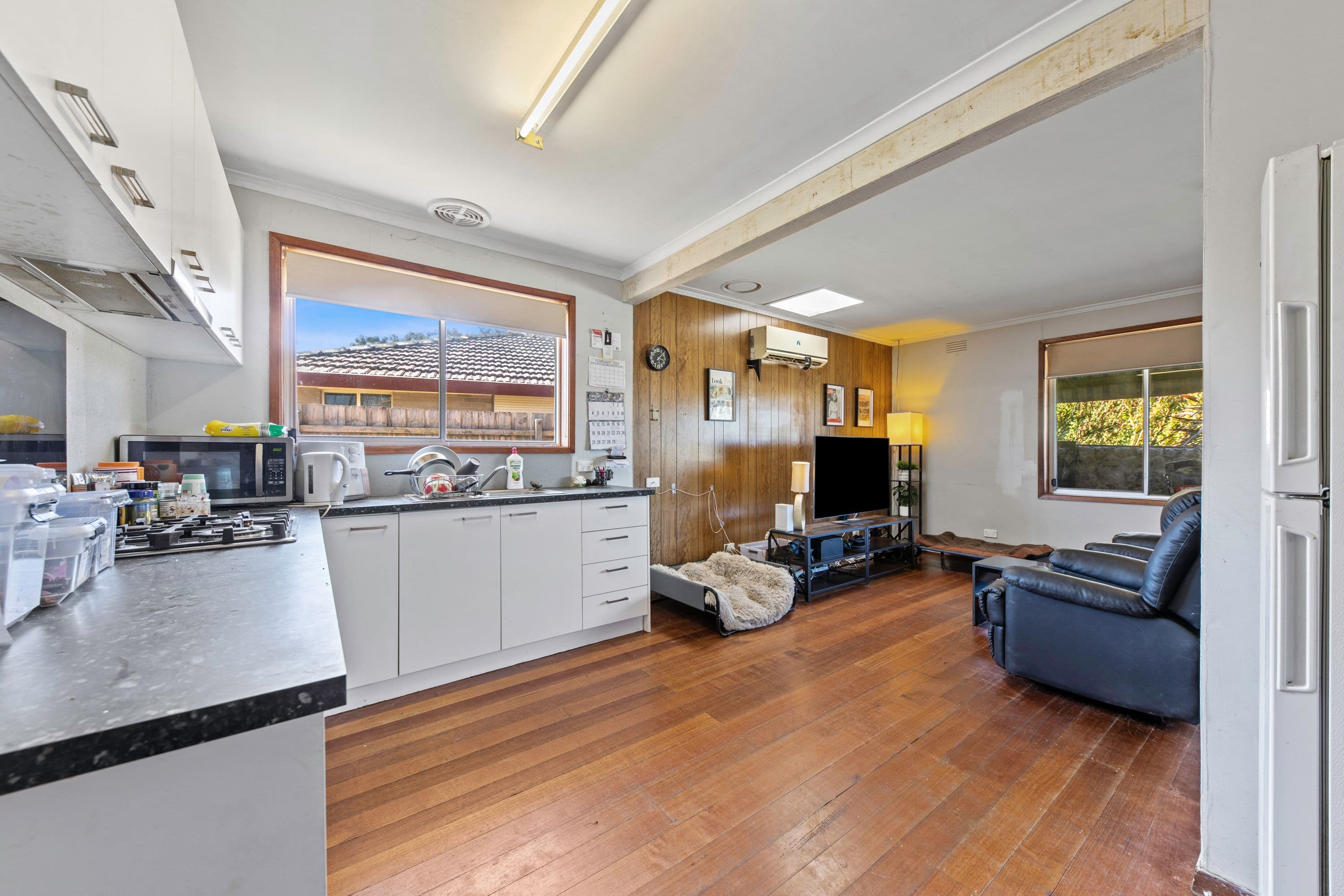 13 Charles Street, Pakenham VIC 3810, Pakenham - Thumbnail 4