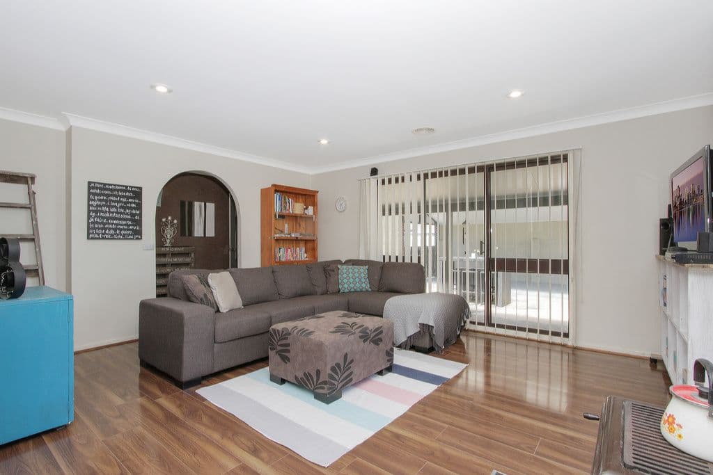 15 Rex Street, Goulburn - Thumbnail 2