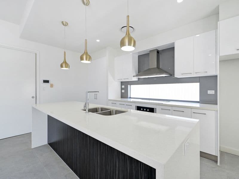 31 Blake Street, Southport QLD 4215, Southport - Thumbnail 3