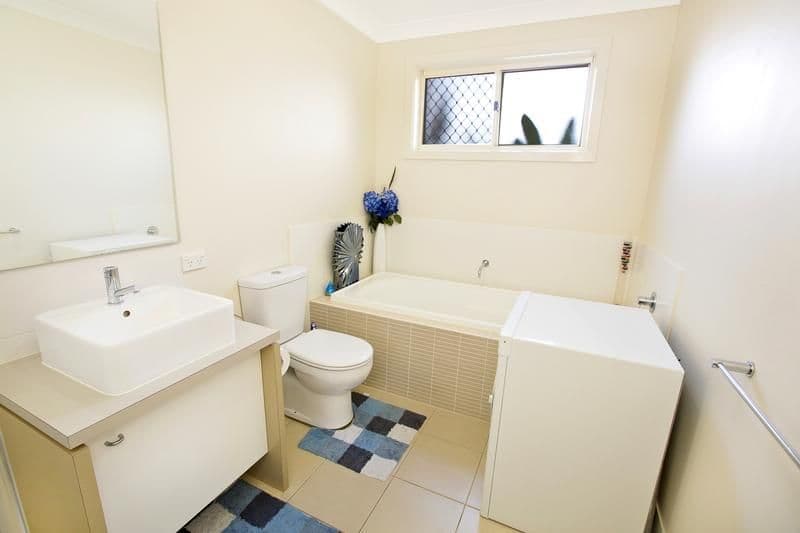19 Conway Avenue, WEST HOXTON NSW 2171, West Hoxton - Thumbnail 5