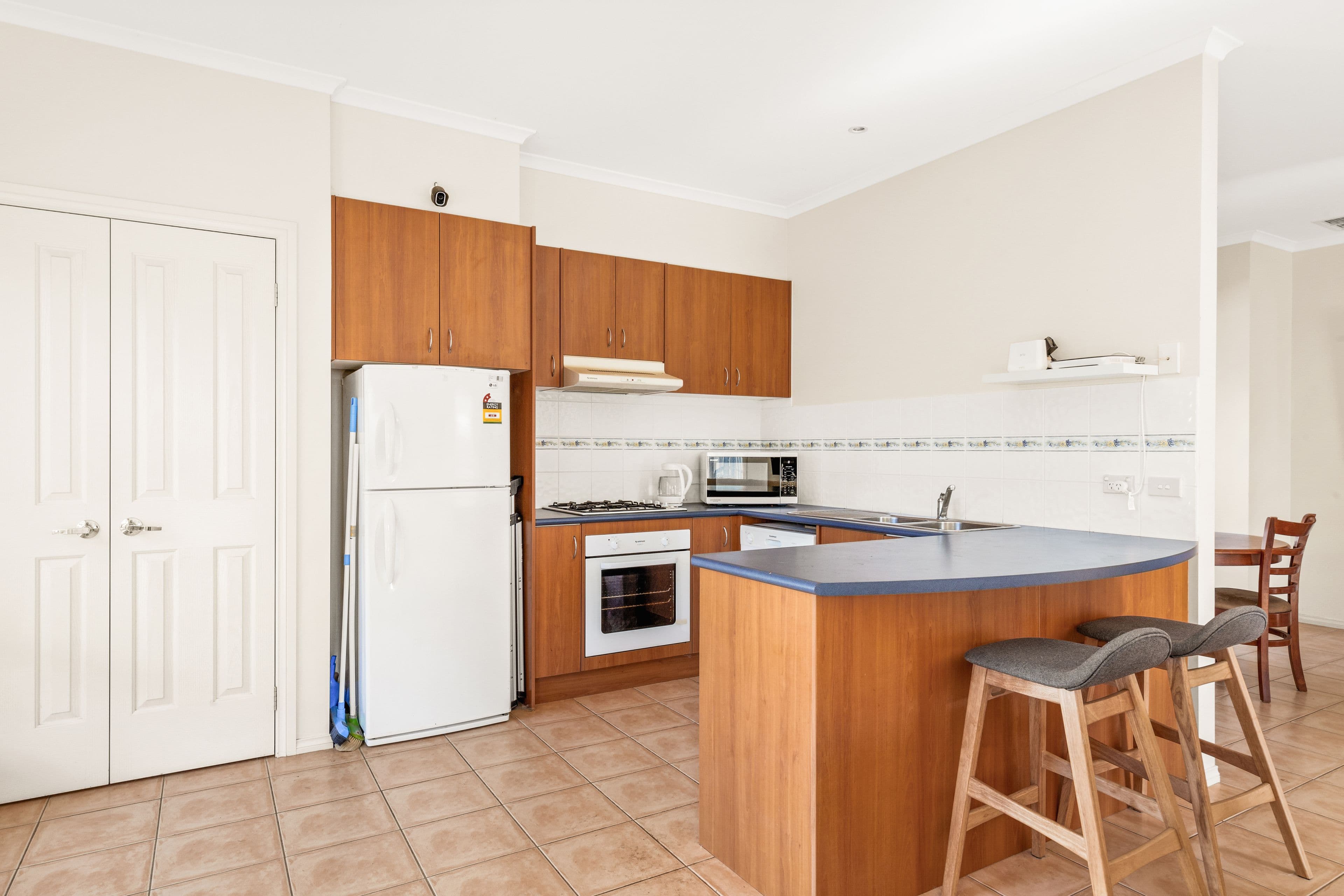 22 Paperbark Drive, Pakenham VIC 3810, Pakenham - Thumbnail 2