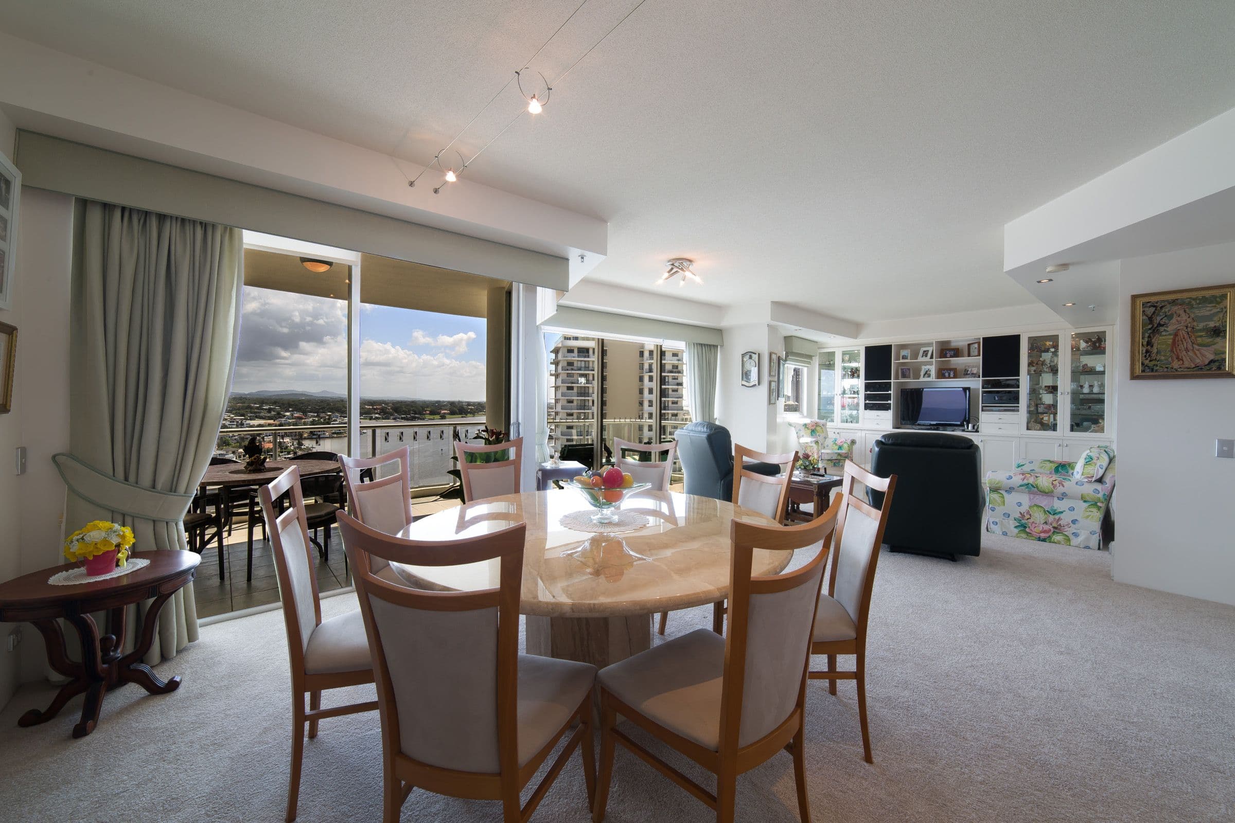 40 Riverview Parade, Surfers Paradise QLD 4217, Surfers Paradise - Thumbnail 3