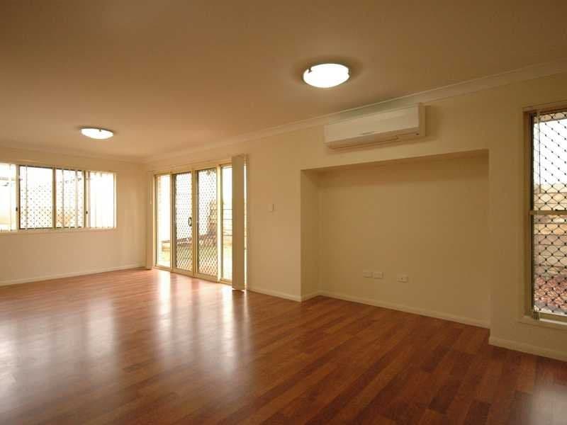8 Barambah Drive, GLENVALE QLD 4350, Glenvale - Thumbnail 3