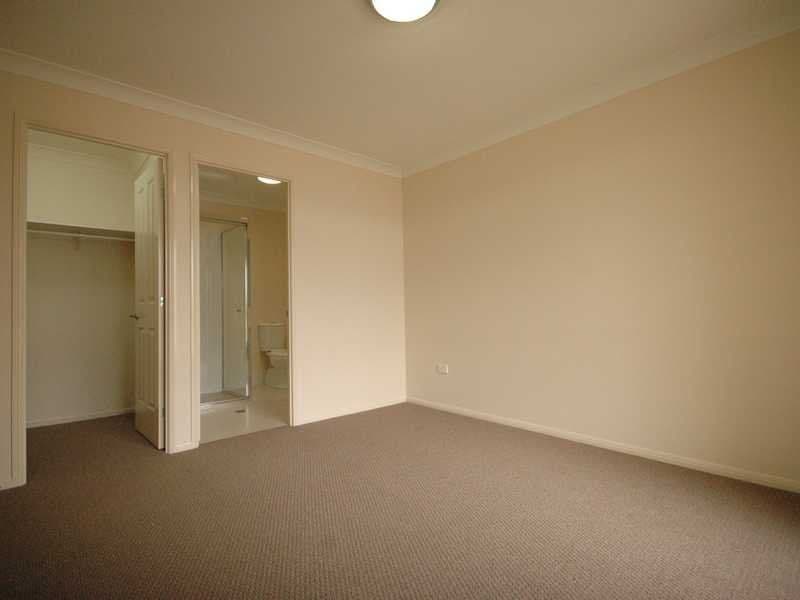 8 Barambah Drive, GLENVALE QLD 4350, Glenvale - Thumbnail 5