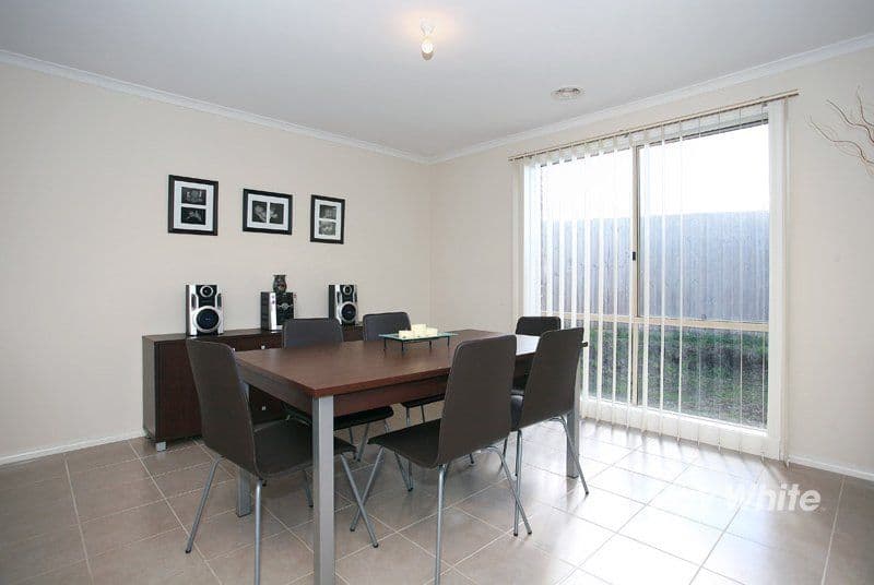22 Kulkami Way, CRANBOURNE VIC 3977, Cranbourne West - Thumbnail 3