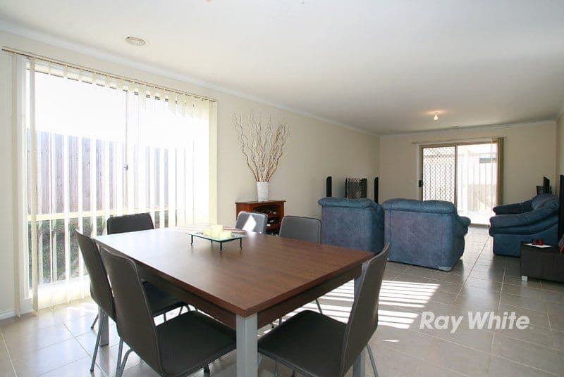 22 Kulkami Way, CRANBOURNE VIC 3977, Cranbourne West - Thumbnail 5