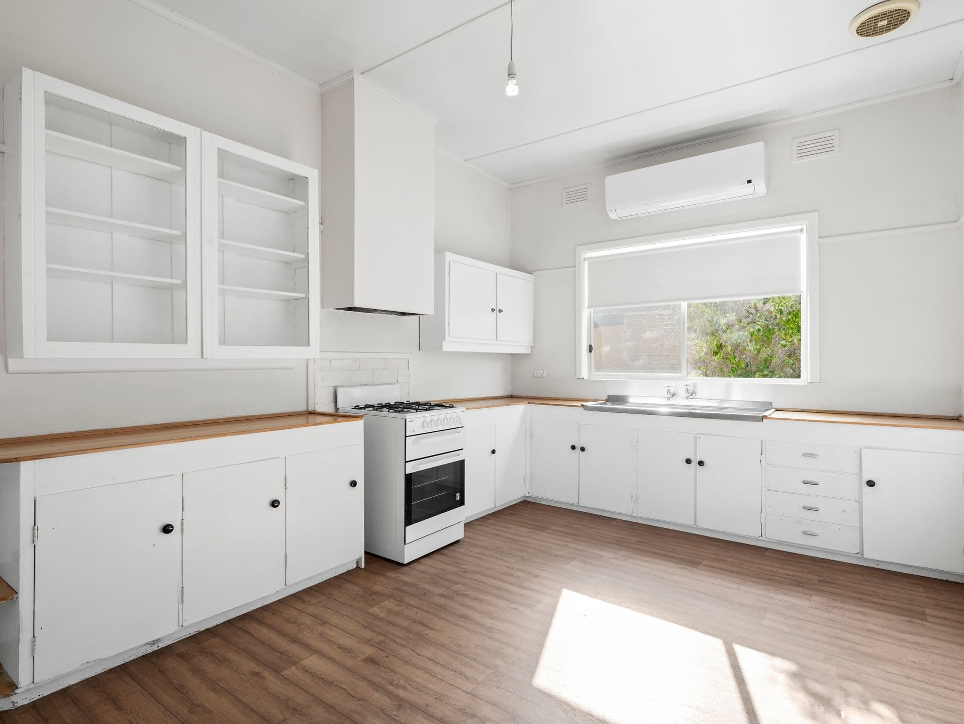 105 Faithfull Street, Benalla VIC 3672, Benalla - Thumbnail 4