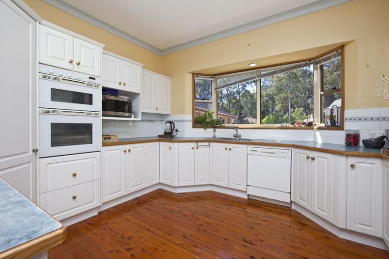 61 Seaview Close, ELEEBANA NSW 2282, Eleebana - Thumbnail 2