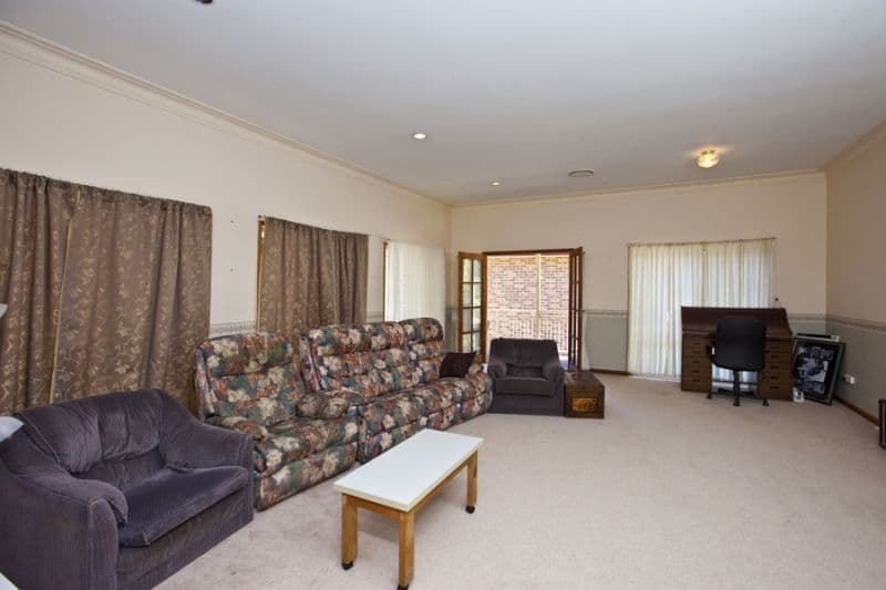 61 Seaview Close, ELEEBANA NSW 2282, Eleebana - Thumbnail 5