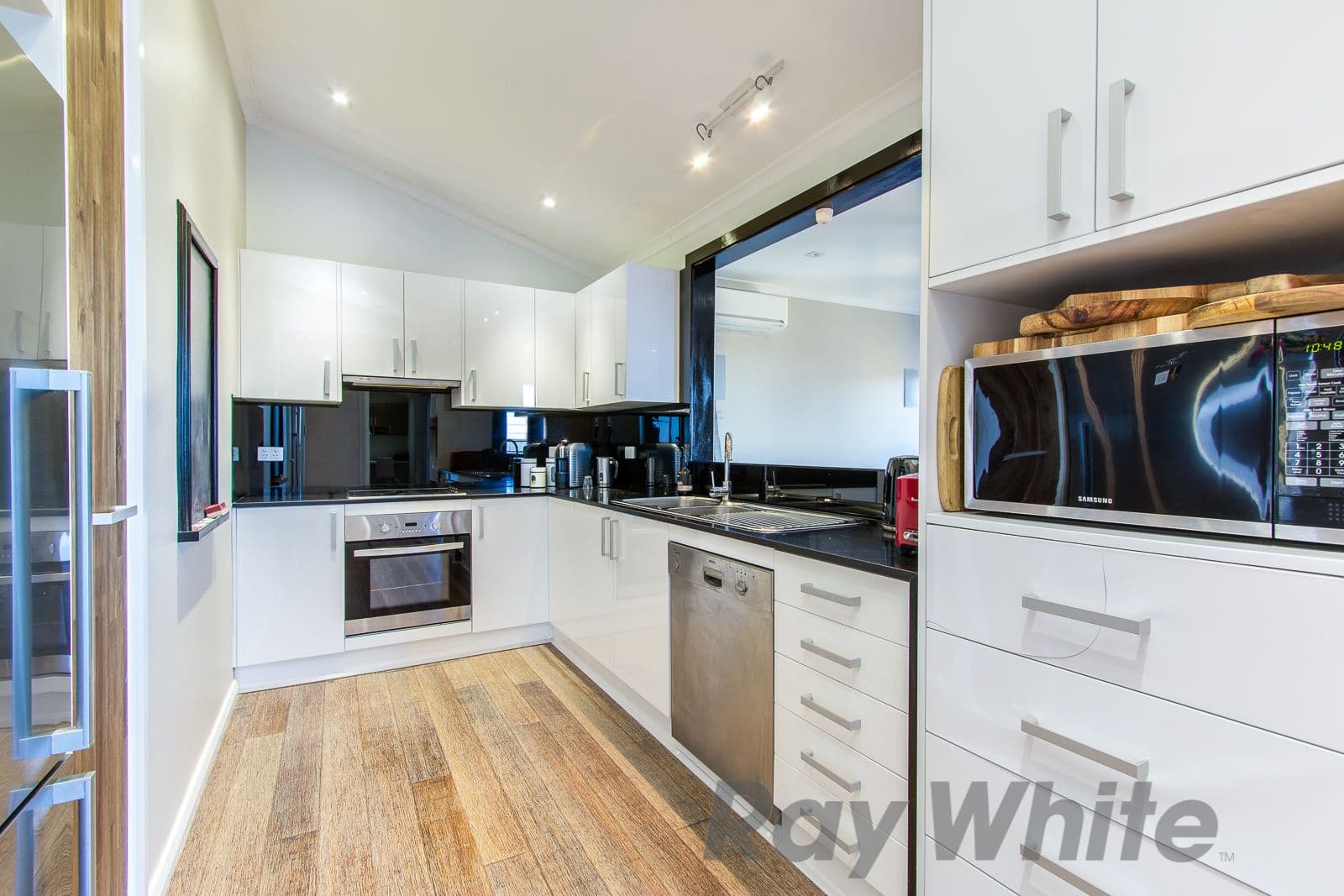 28 Illawarra Avenue, Cardiff - Thumbnail 6