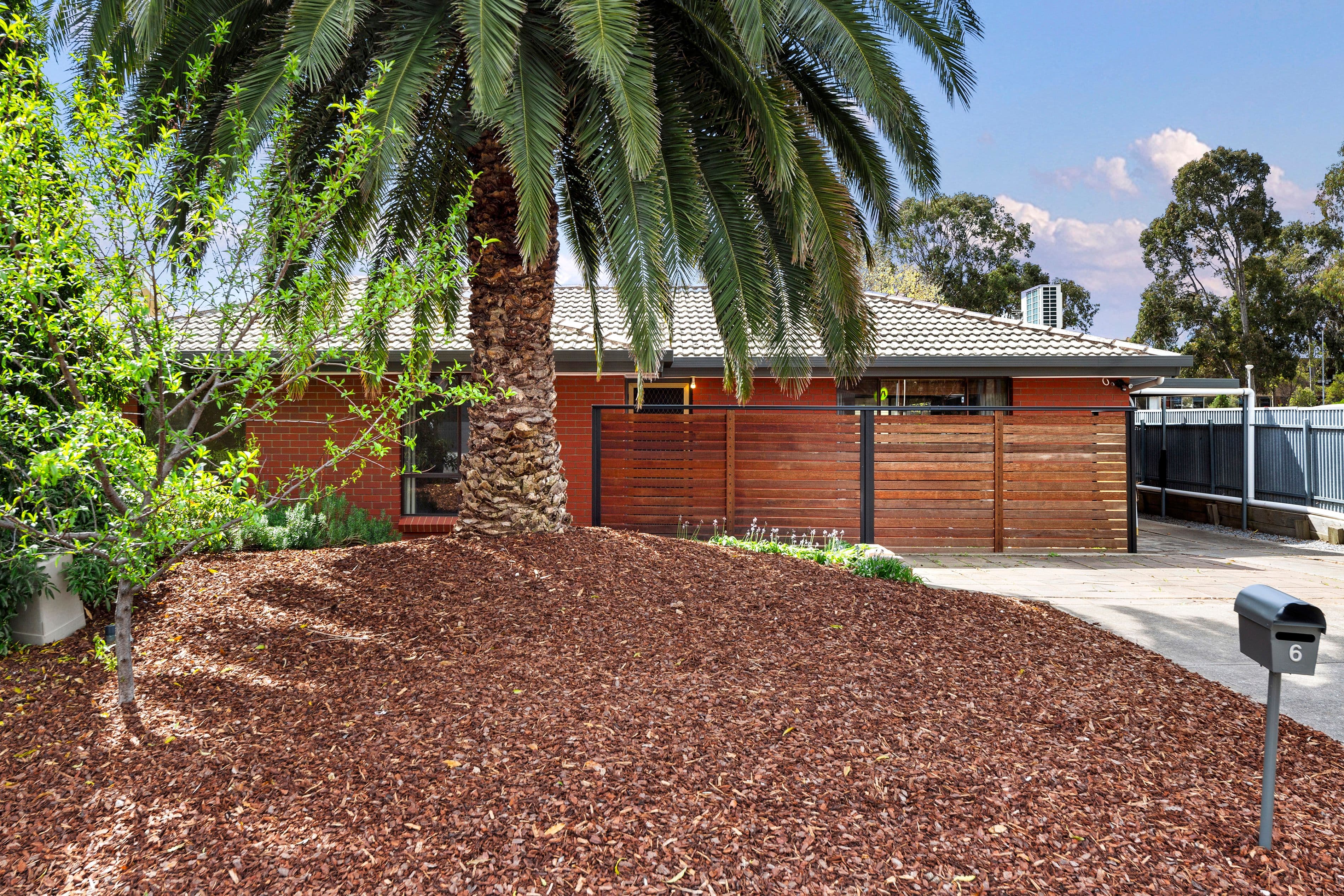 6 Eringa Avenue, Hope Valley SA 5090, Hope Valley - Thumbnail 2