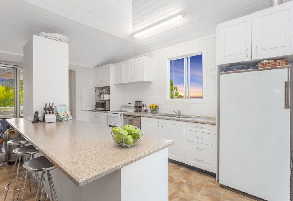 166 Bonney Avenue, Clayfield QLD 4011, Clayfield - Thumbnail 5