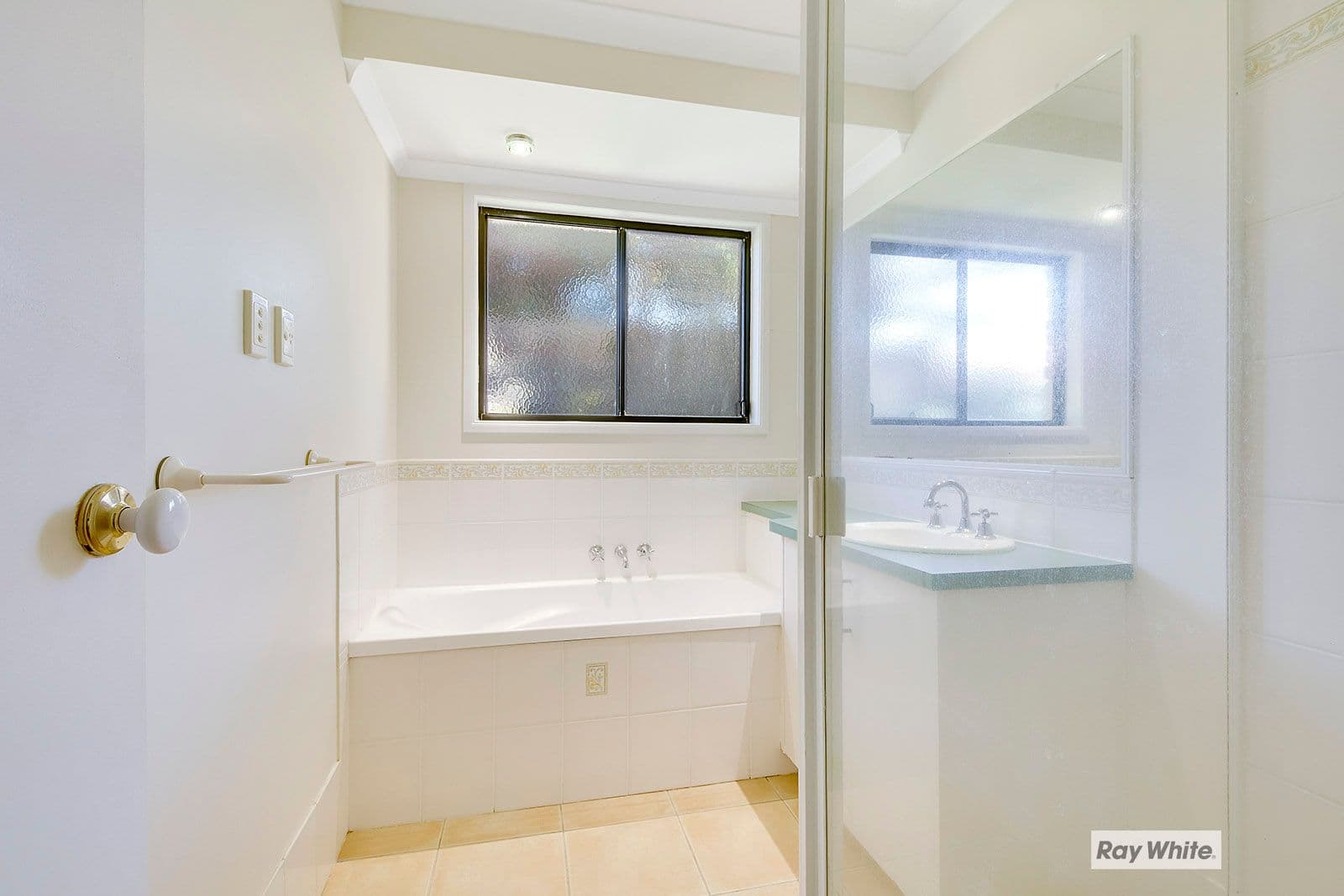 52 Bottlebrush Drive, Lammermoor QLD 4703, Lammermoor - Thumbnail 6