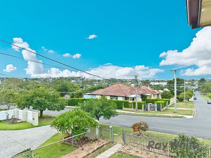 57 MacNaughton Street, Stafford QLD 4053, Stafford - Thumbnail 2