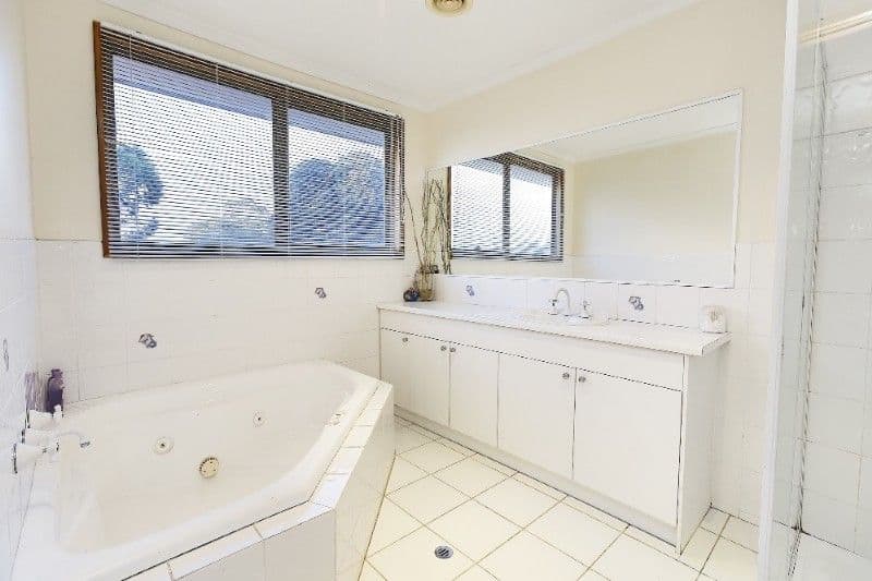 2 Constable Court, SCORESBY VIC 3179, Scoresby - Thumbnail 6