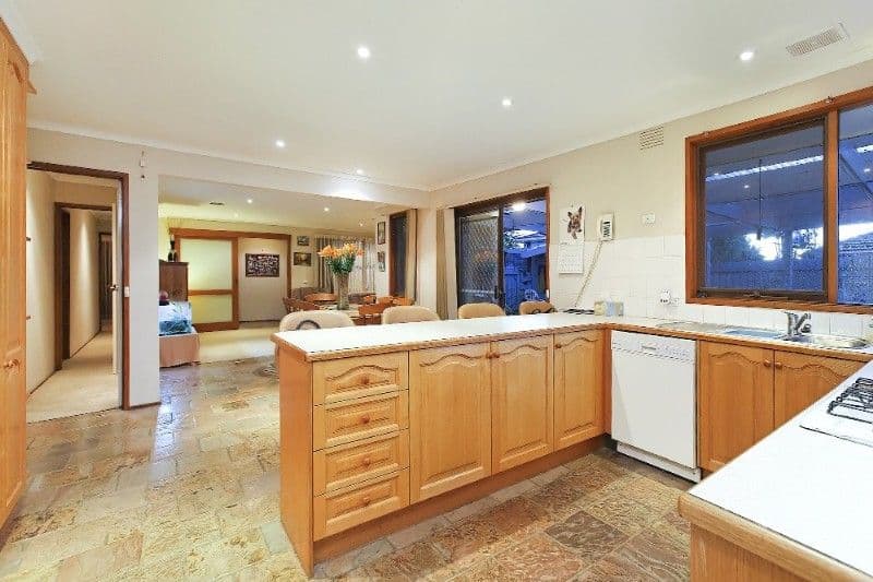 2 Constable Court, SCORESBY VIC 3179, Scoresby - Thumbnail 8