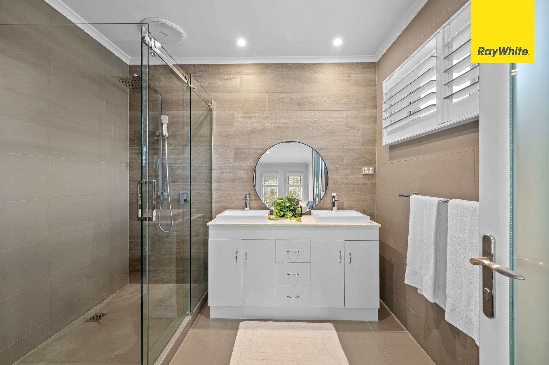 9 Cuthbert Drive, Hillside VIC 3037, Hillside - Thumbnail 5