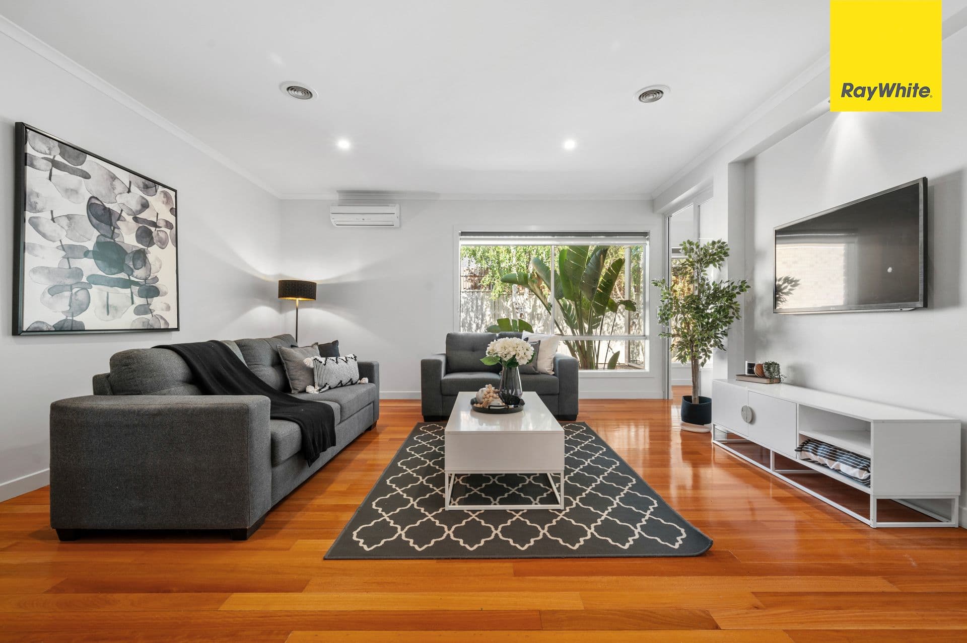 9 Cuthbert Drive, Hillside VIC 3037, Hillside - Thumbnail 8