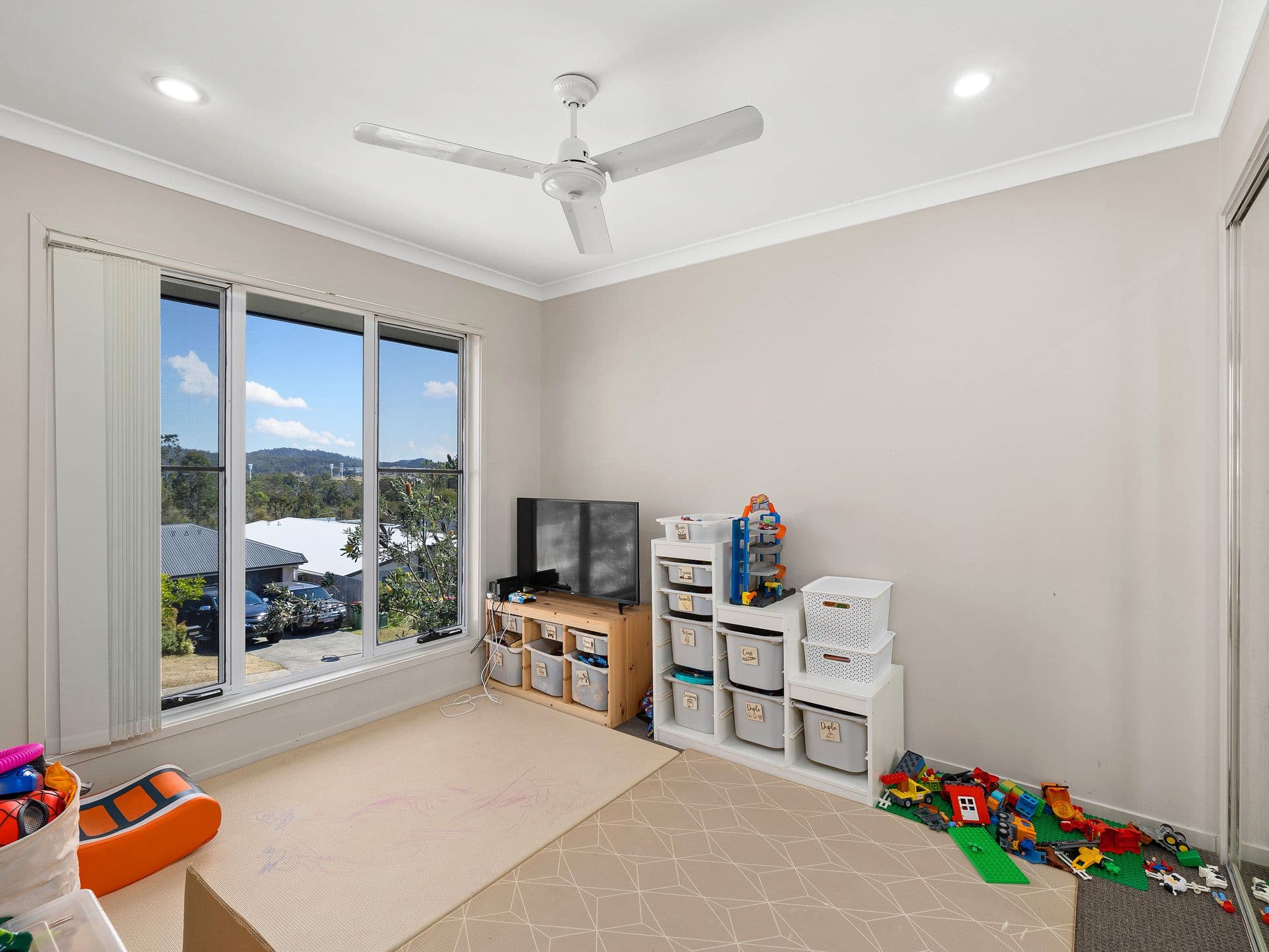 41 Treetops Avenue, Springfield Lakes QLD 4300, Springfield Lakes - Thumbnail 6