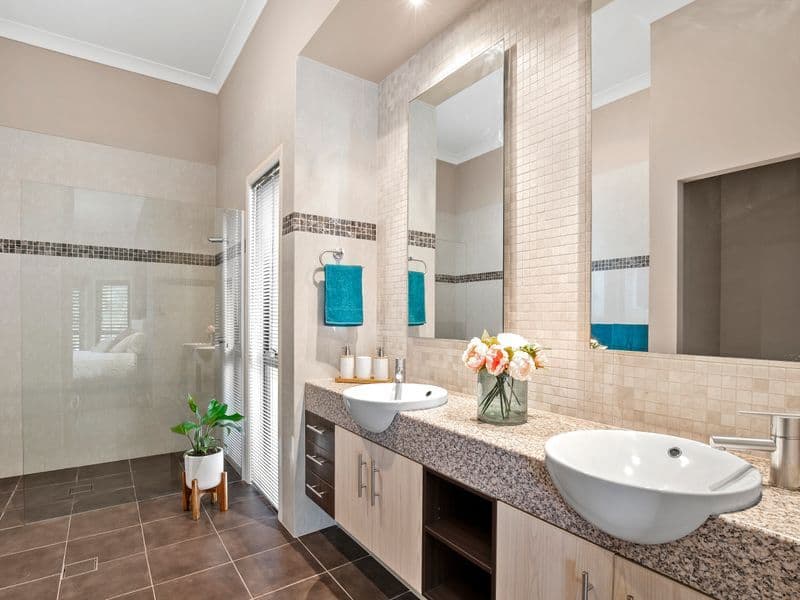 13 Corvus Way, Robina QLD 4226, Robina - Thumbnail 7