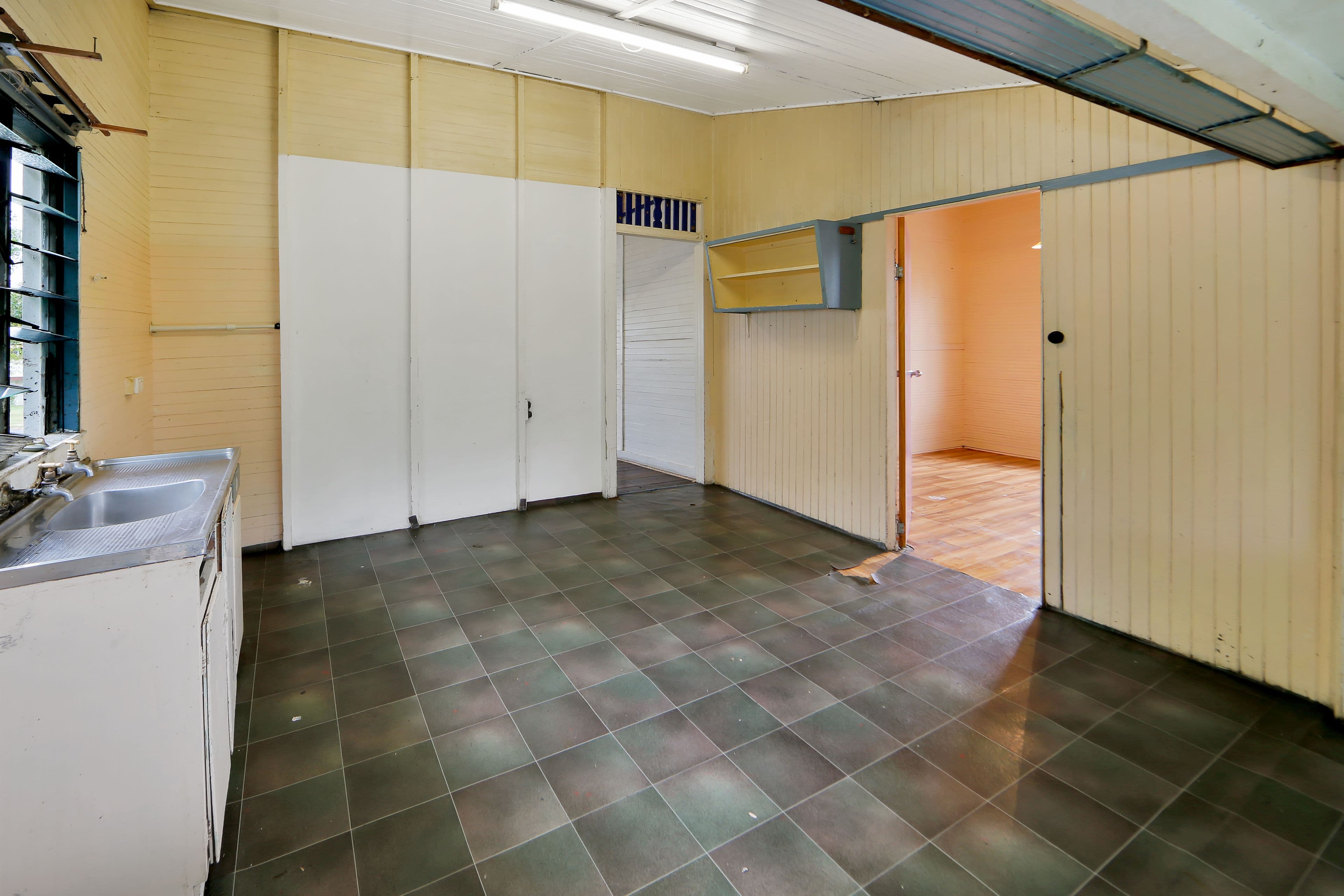 73 Dundas Street, Granville QLD 4650, Granville - Thumbnail 8