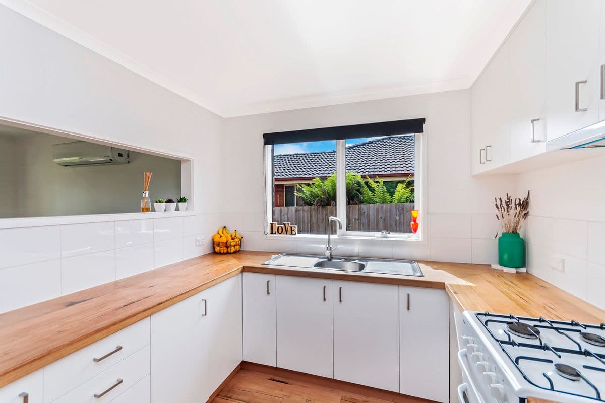 41 Clarke Street, Koroit VIC 3282, Koroit - Thumbnail 3