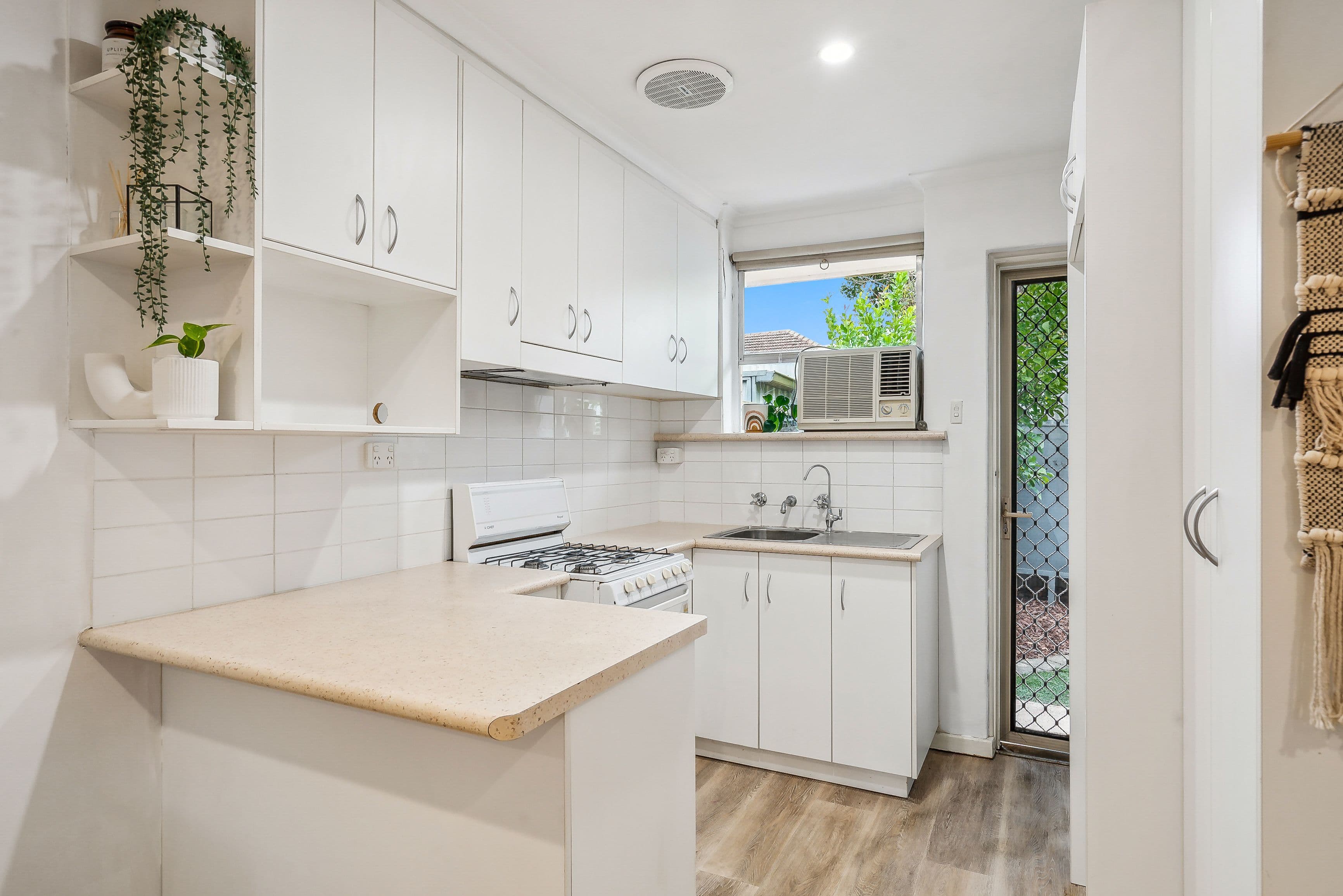 16 Pauls Drive, Valley View SA 5093, Valley View - Thumbnail 7