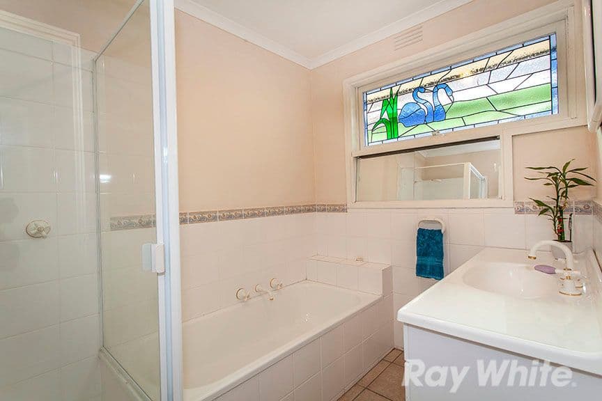 6 Knights Drive, Glen Waverley VIC 3150, Glen Waverley - Thumbnail 6