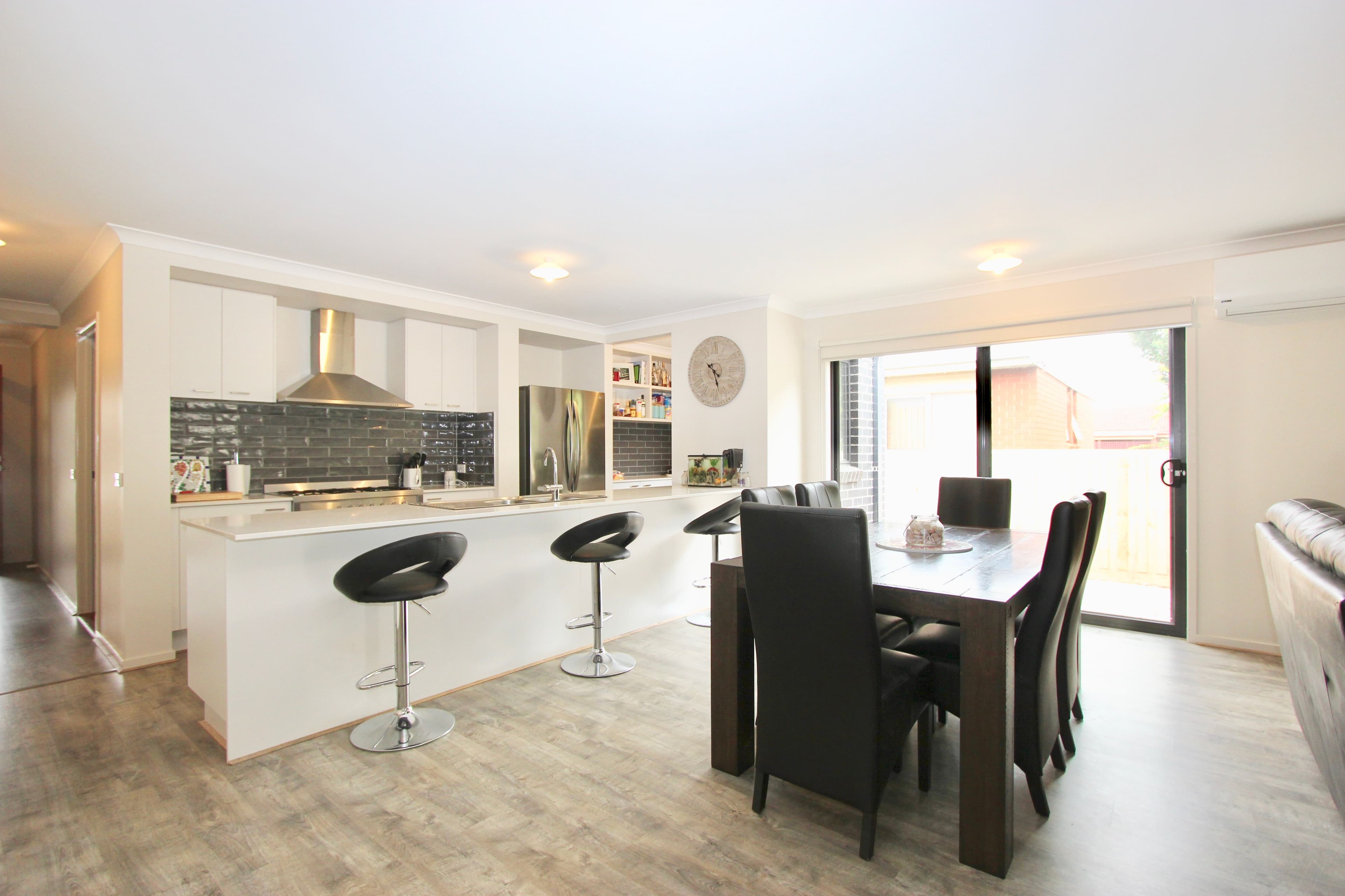 29 Albany Road, Cowes VIC 3922, Cowes - Thumbnail 4