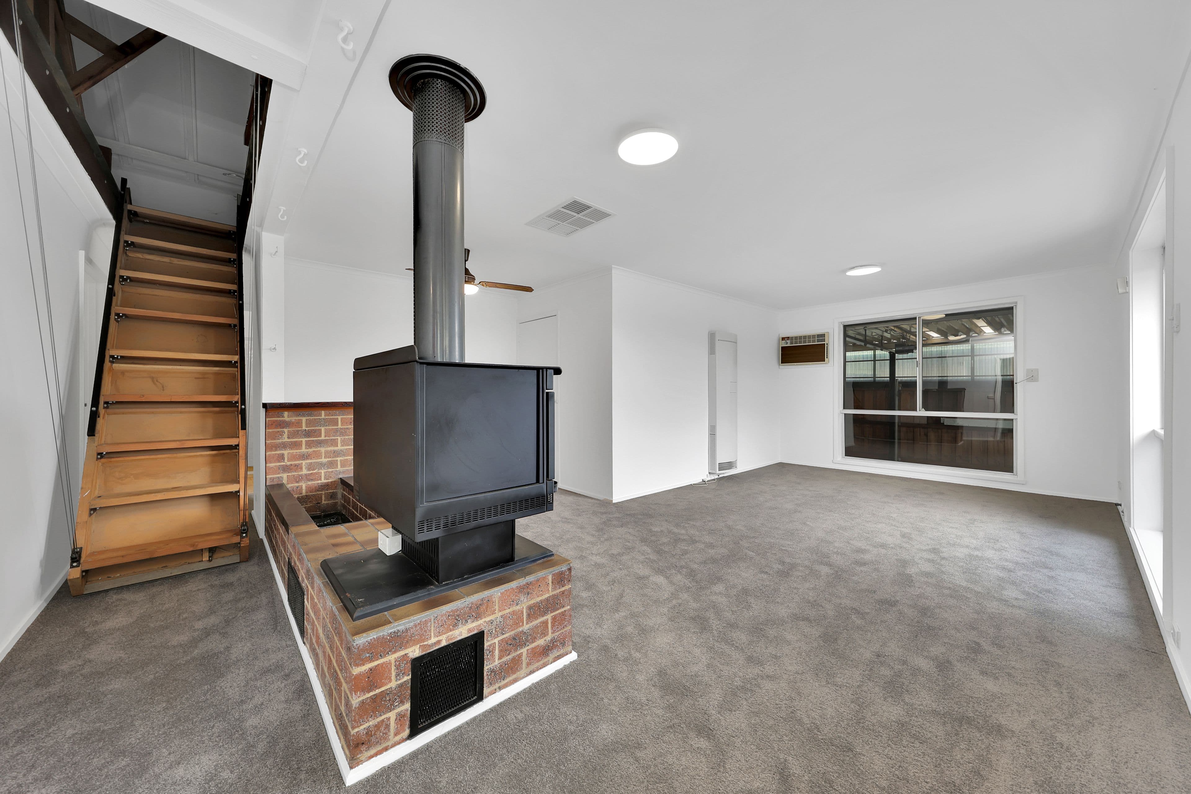 22 Savannah Crescent, Epping VIC 3076, Epping - Image 1