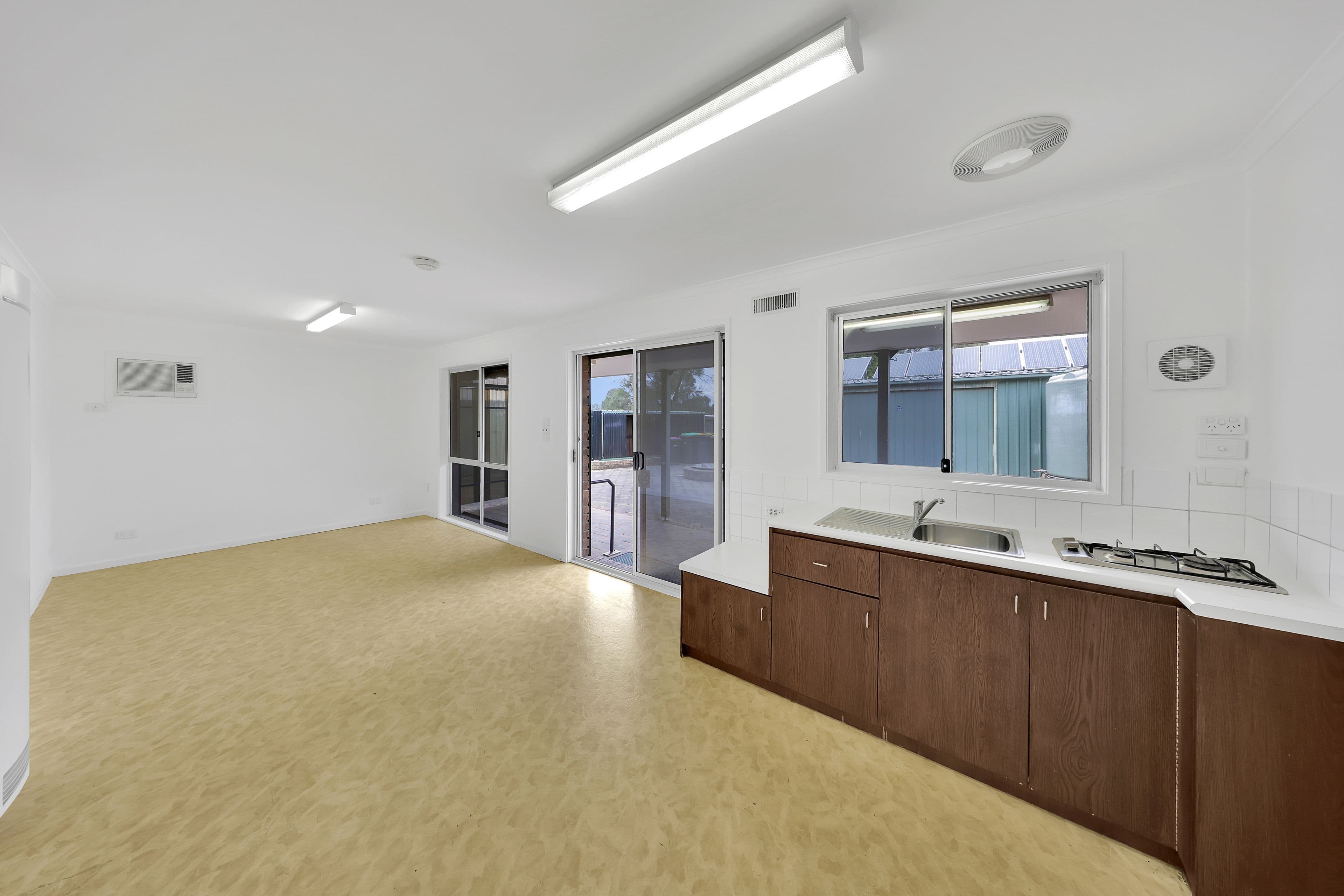 22 Savannah Crescent, Epping VIC 3076, Epping - Thumbnail 5