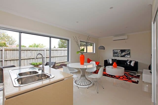 15 North Road, RESERVOIR VIC 3073, Reservoir - Thumbnail 2