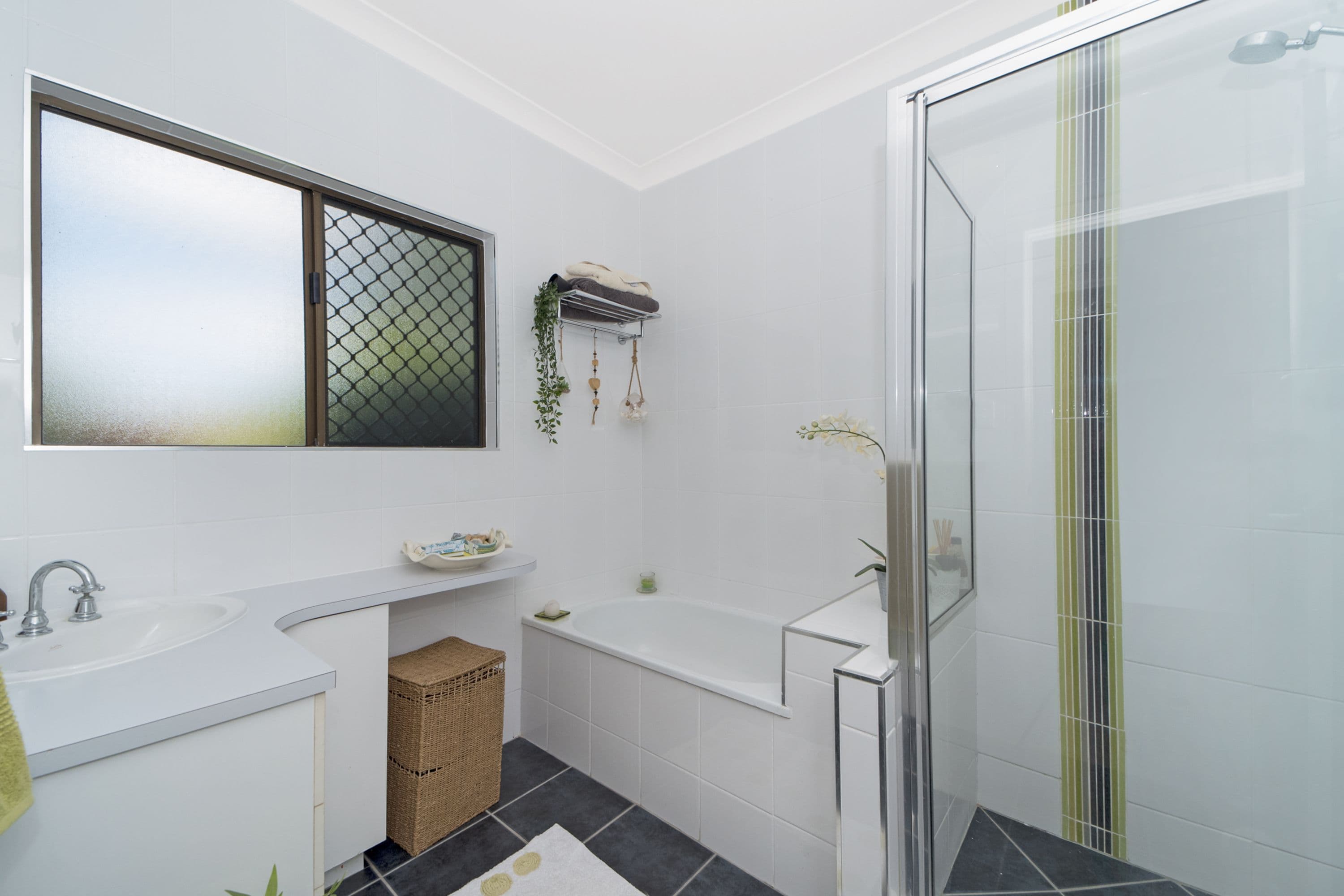 24 Whitsunday Drive, Kirwan QLD 4817, Kirwan - Thumbnail 7