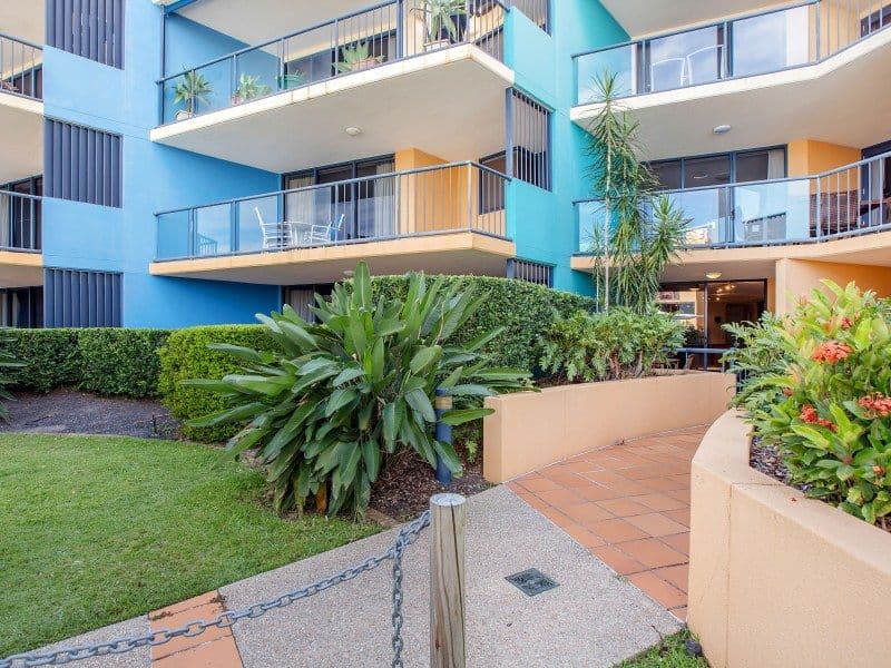 Unit 12 'Grand Pacific' 38 Bulcock Beach Esplanade, CALOUNDRA QLD 4551, Caloundra - Thumbnail 3