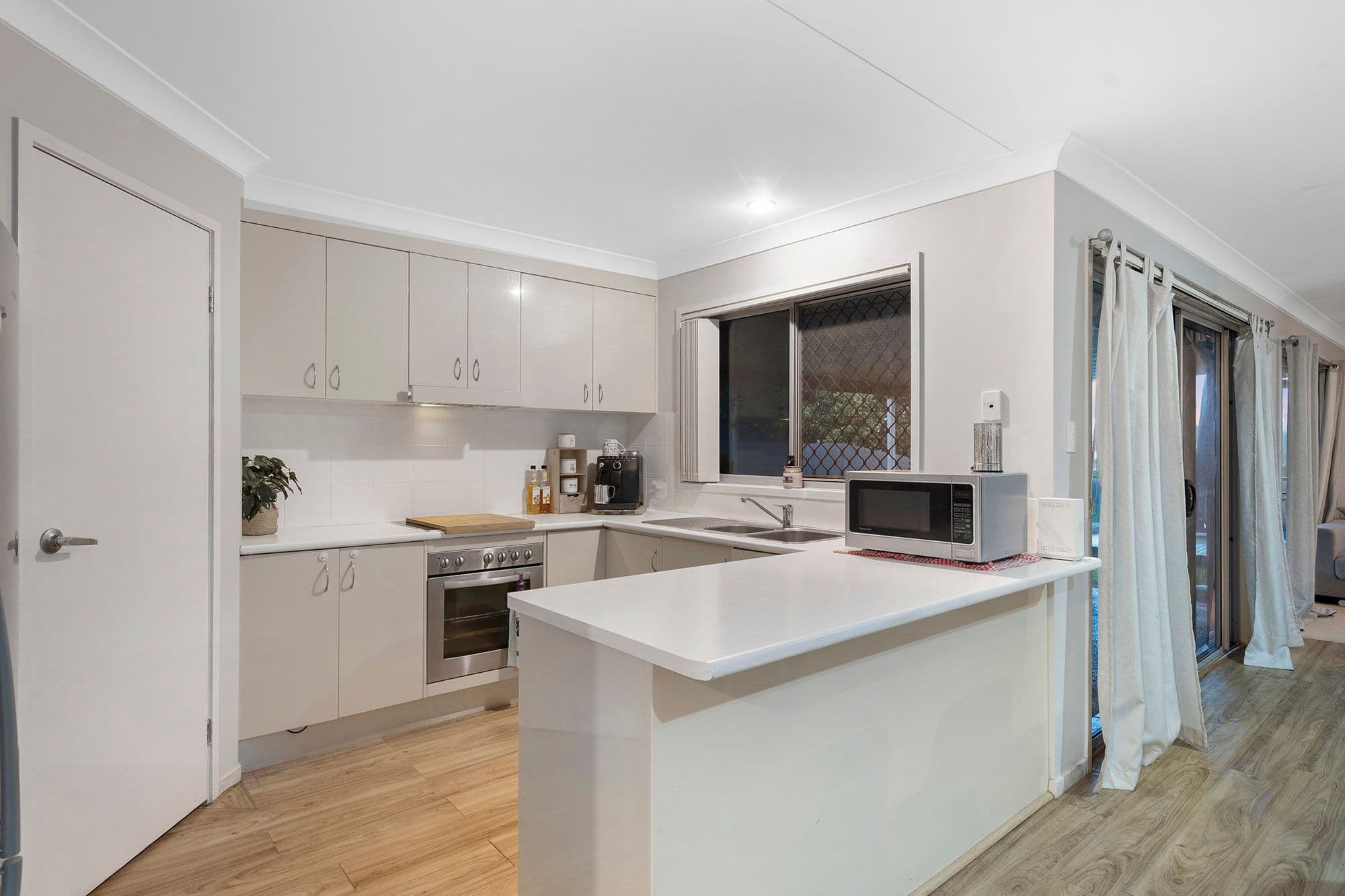 13 Webcke Avenue, Crestmead QLD 4132, Crestmead - Thumbnail 3