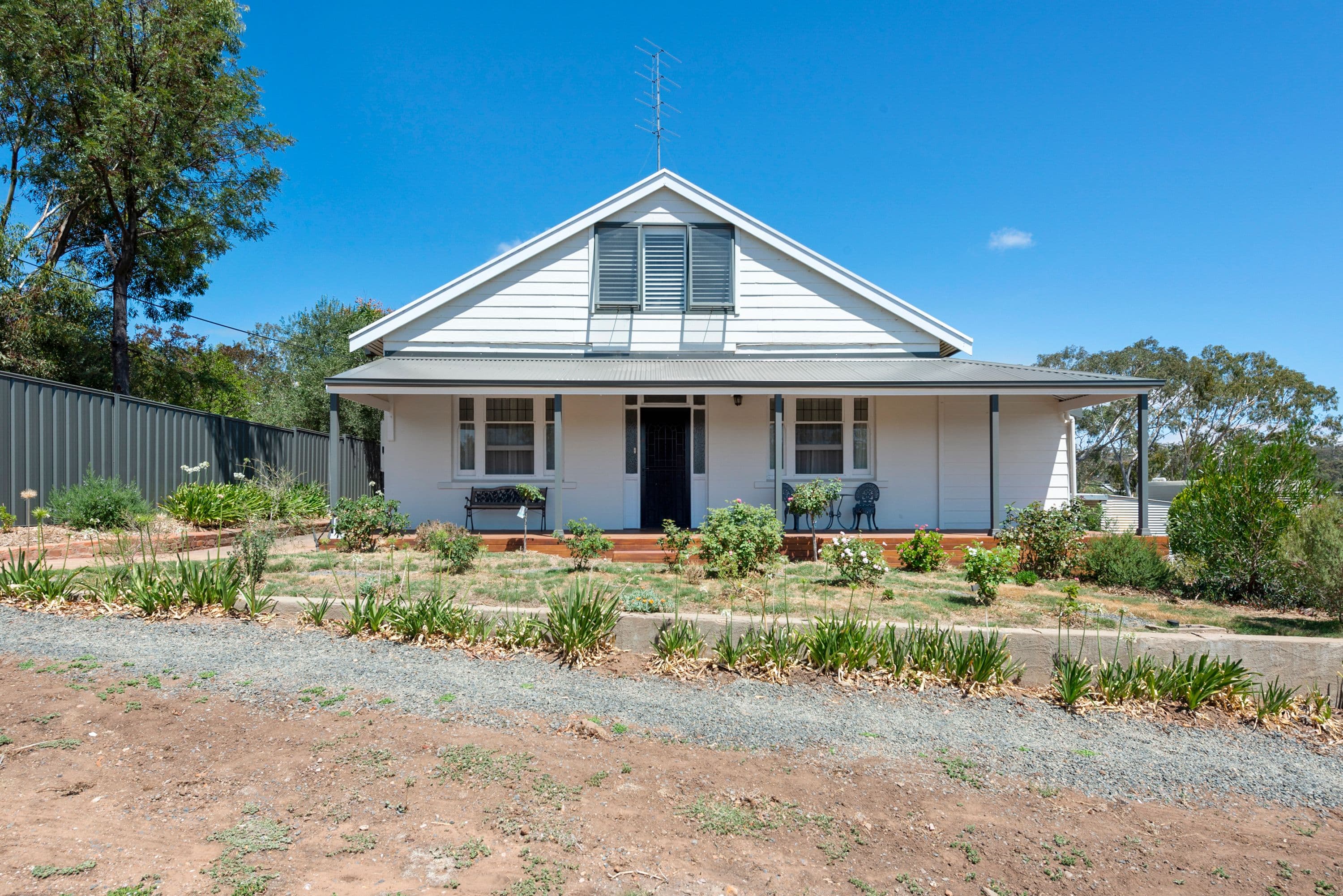 14 Houghton Street, Clare SA 5453, Clare - Thumbnail 3