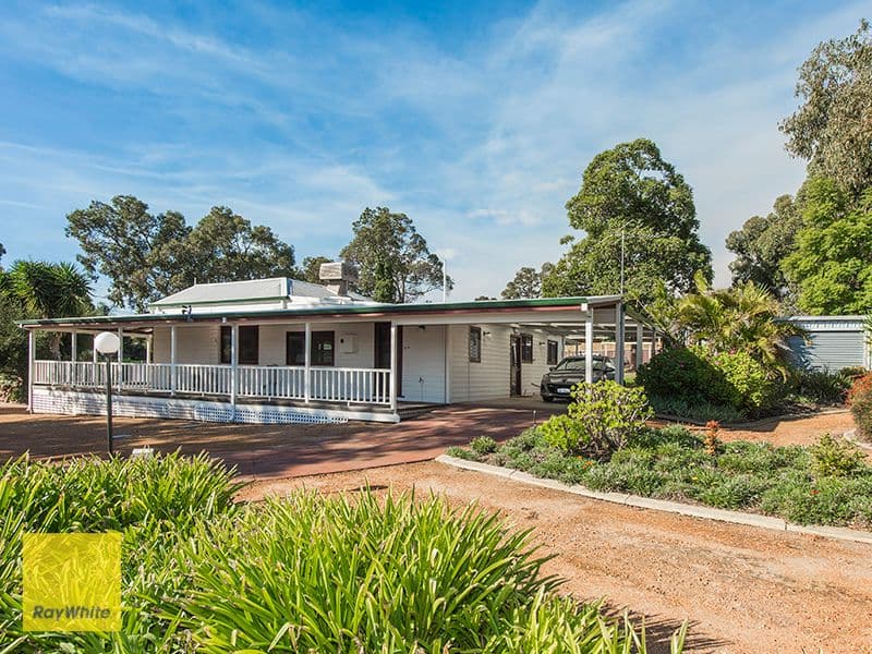 47 Lyndhurst Road, Kalamunda WA 6076, Kalamunda - Thumbnail 2