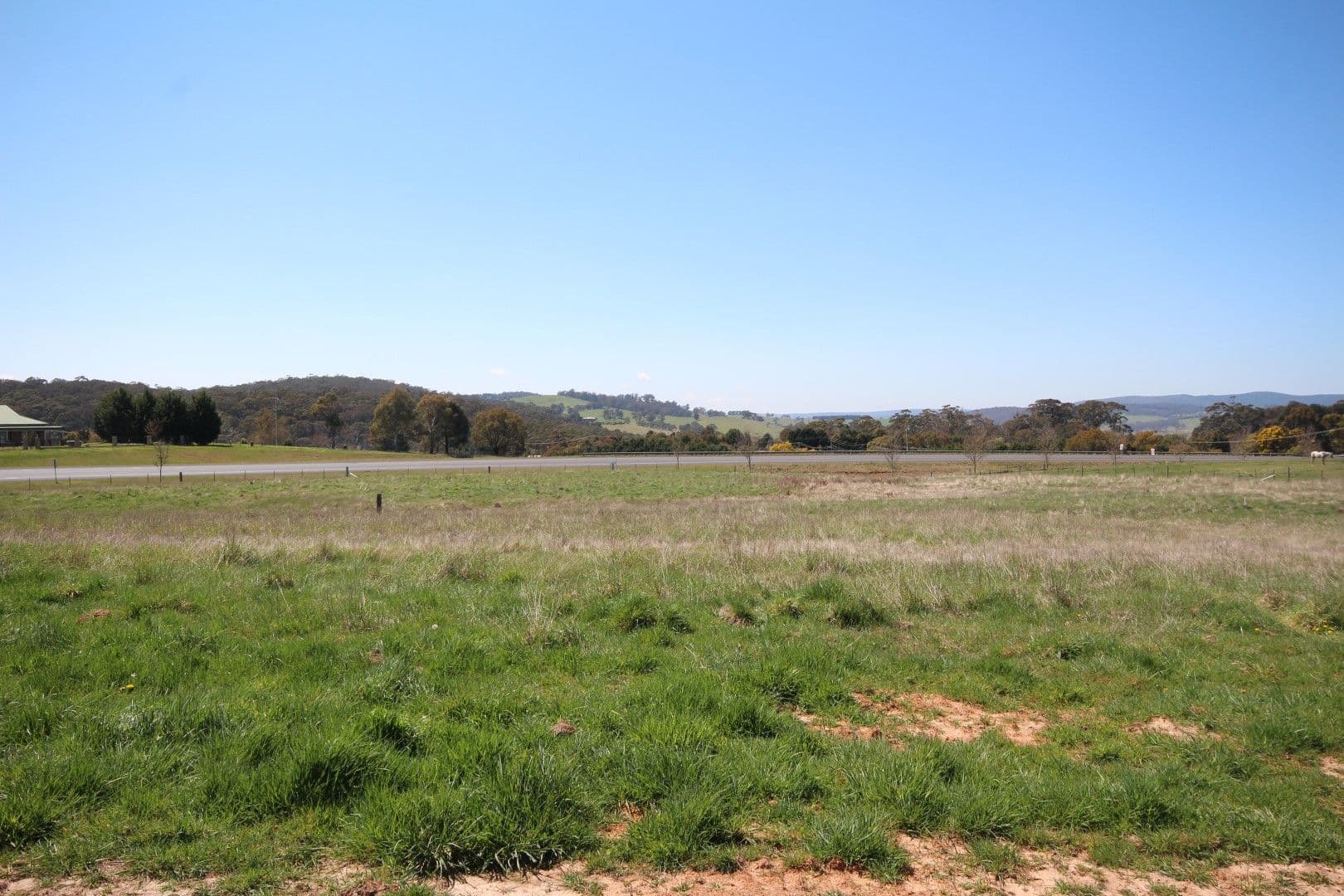 4 Blenheim Avenue, Oberon NSW 2787, Oberon - Thumbnail 2