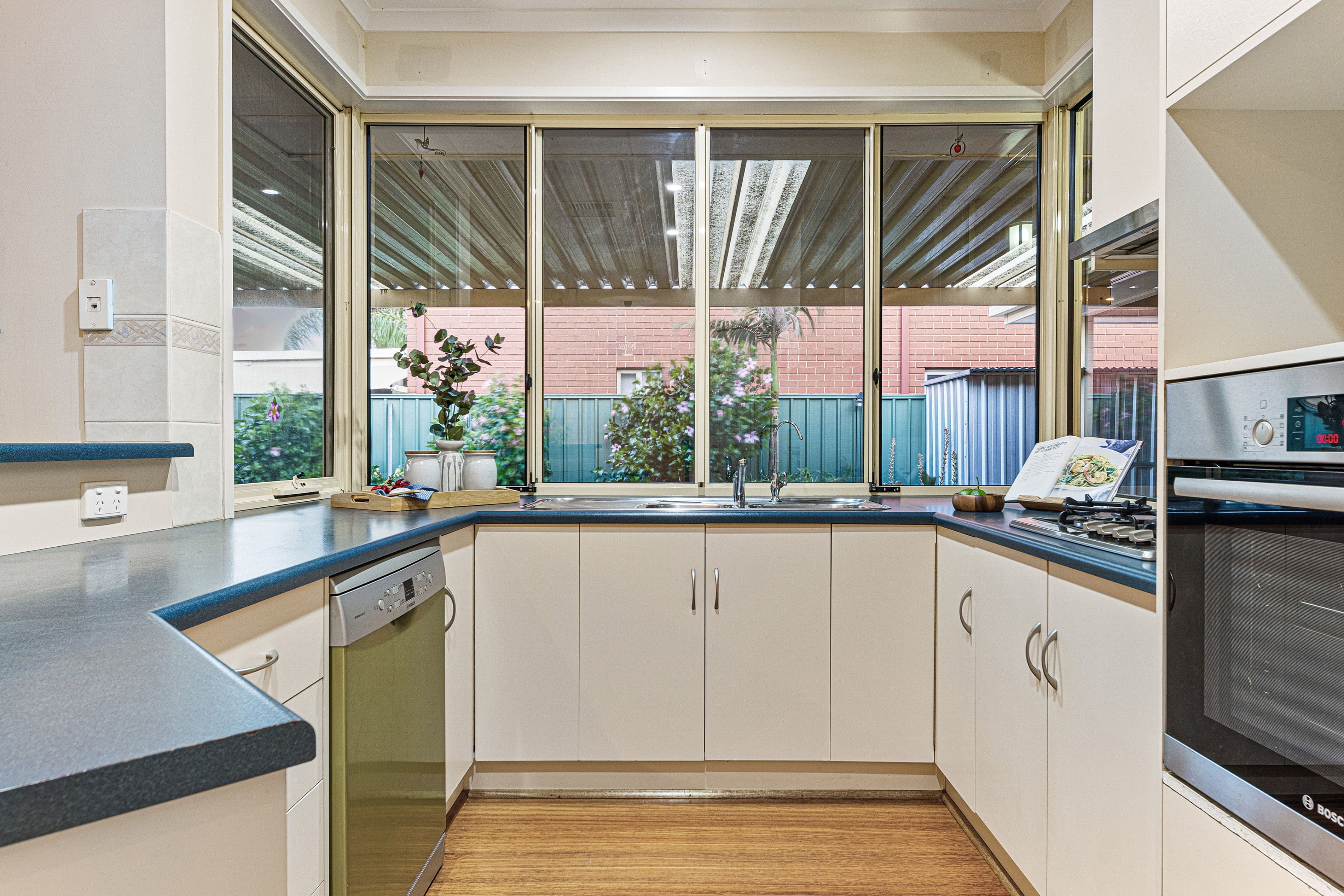 19 Windermere Crescent, Mawson Lakes SA 5095, Mawson Lakes - Thumbnail 5